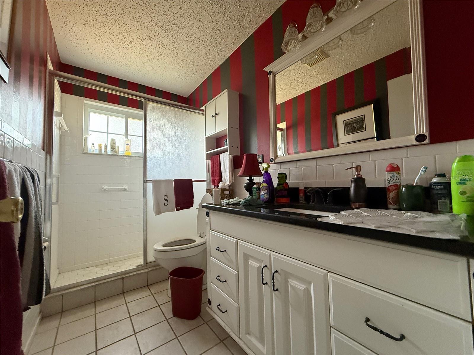 Image 12 of 30 For 2424 Bates Avenue Sw