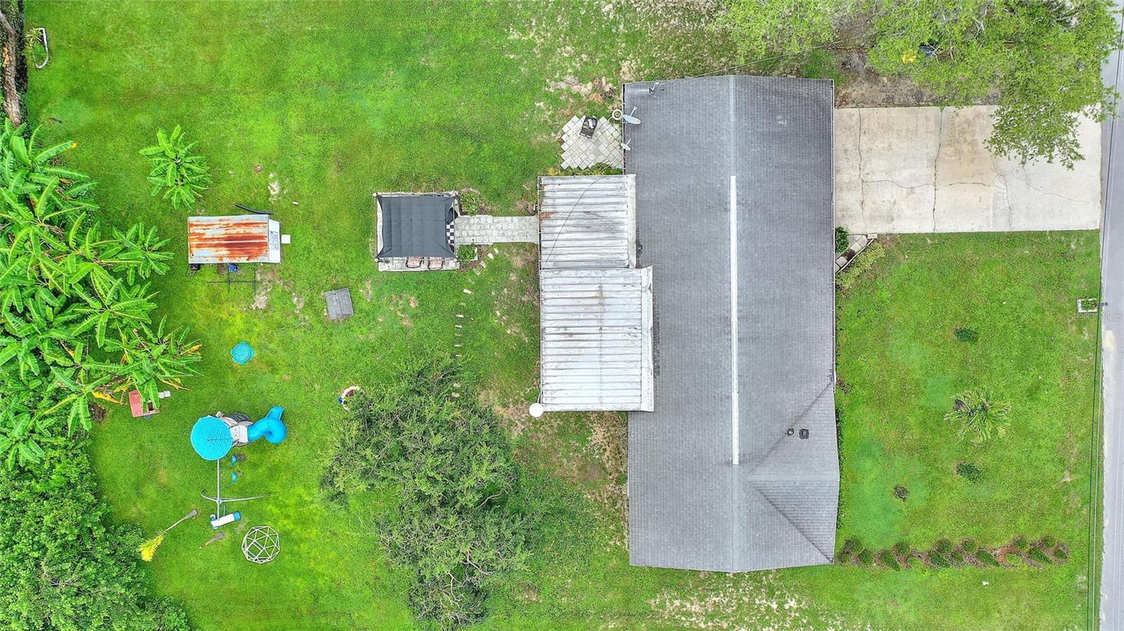 Image 6 of 41 For 848 17th Terrace Ne