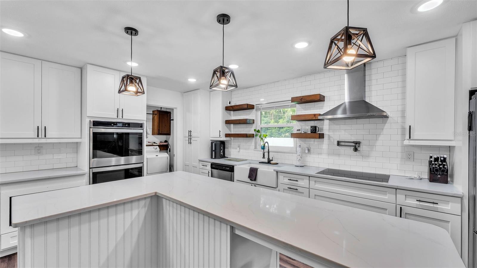 Image 11 of 37 For 5316 Forestbrook Drive E
