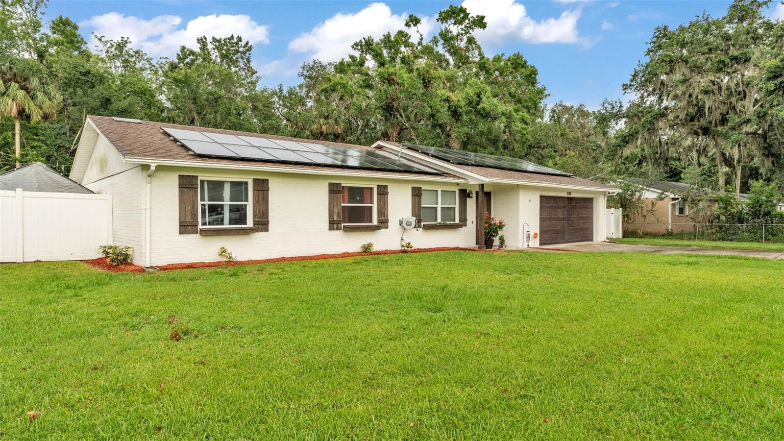 Image 3 of 37 For 5316 Forestbrook Drive E