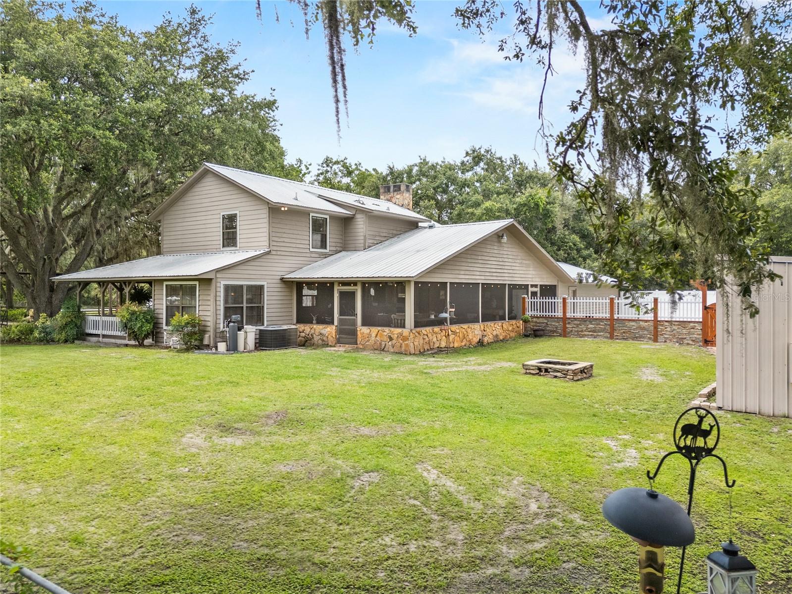 Image 50 of 67 For 2911 Walker Road