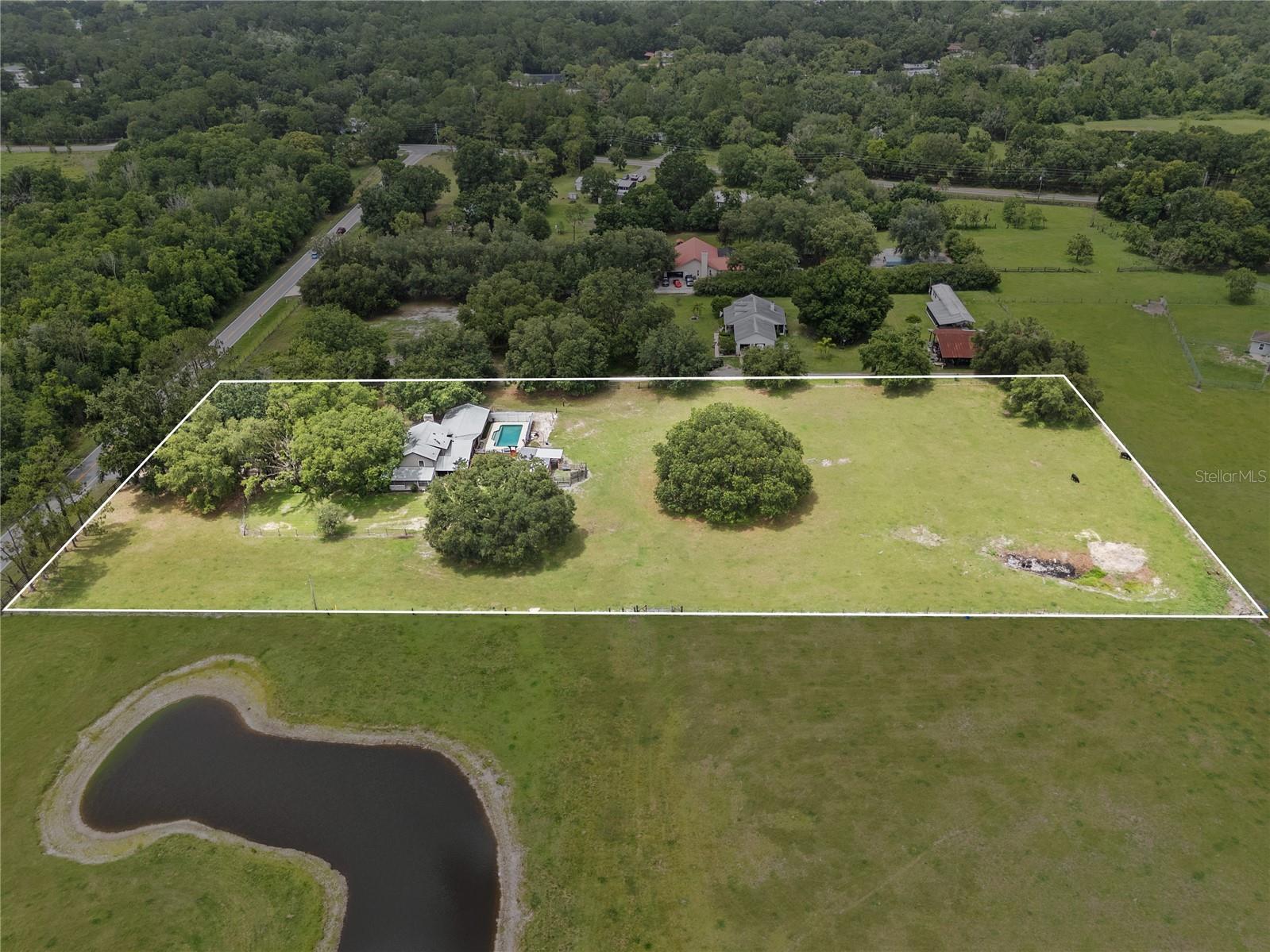 Image 60 of 67 For 2911 Walker Road