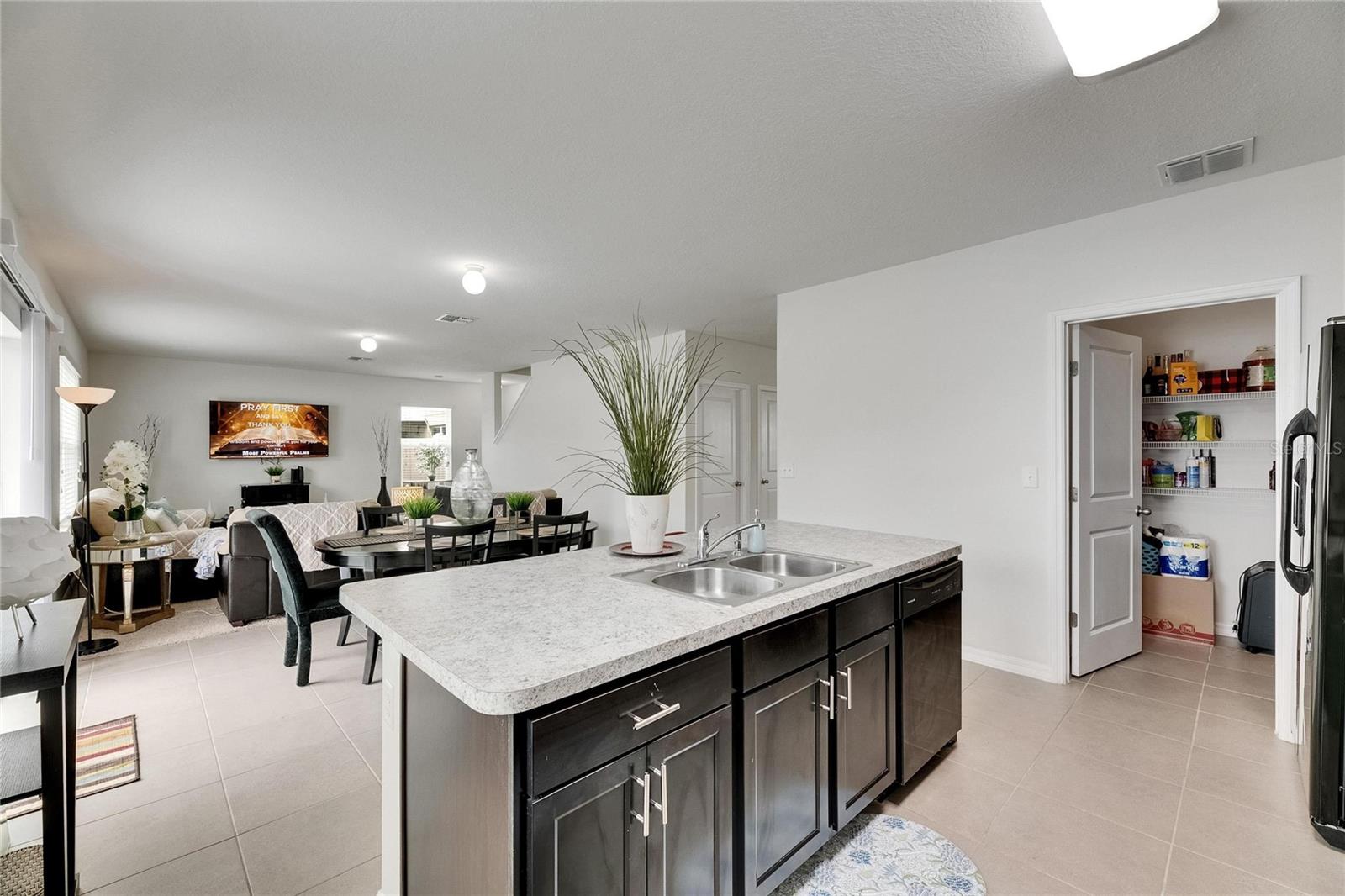 Image 23 of 55 For 503 Arbequina Court