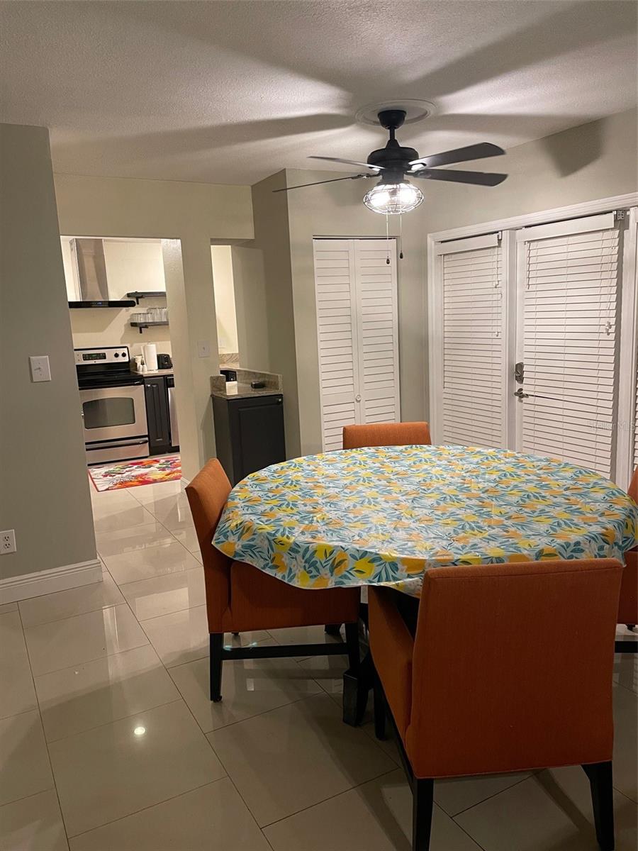 Image 6 of 39 For 3873 Pompano (furnished) Drive Se D