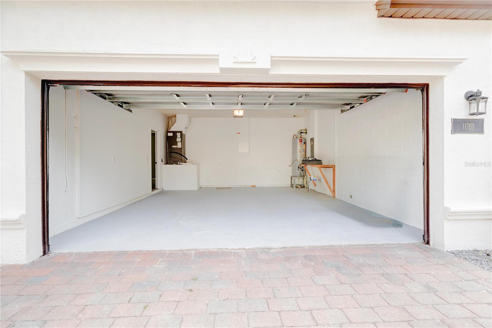 Image 30 of 73 For 11761 Bella Milano Court