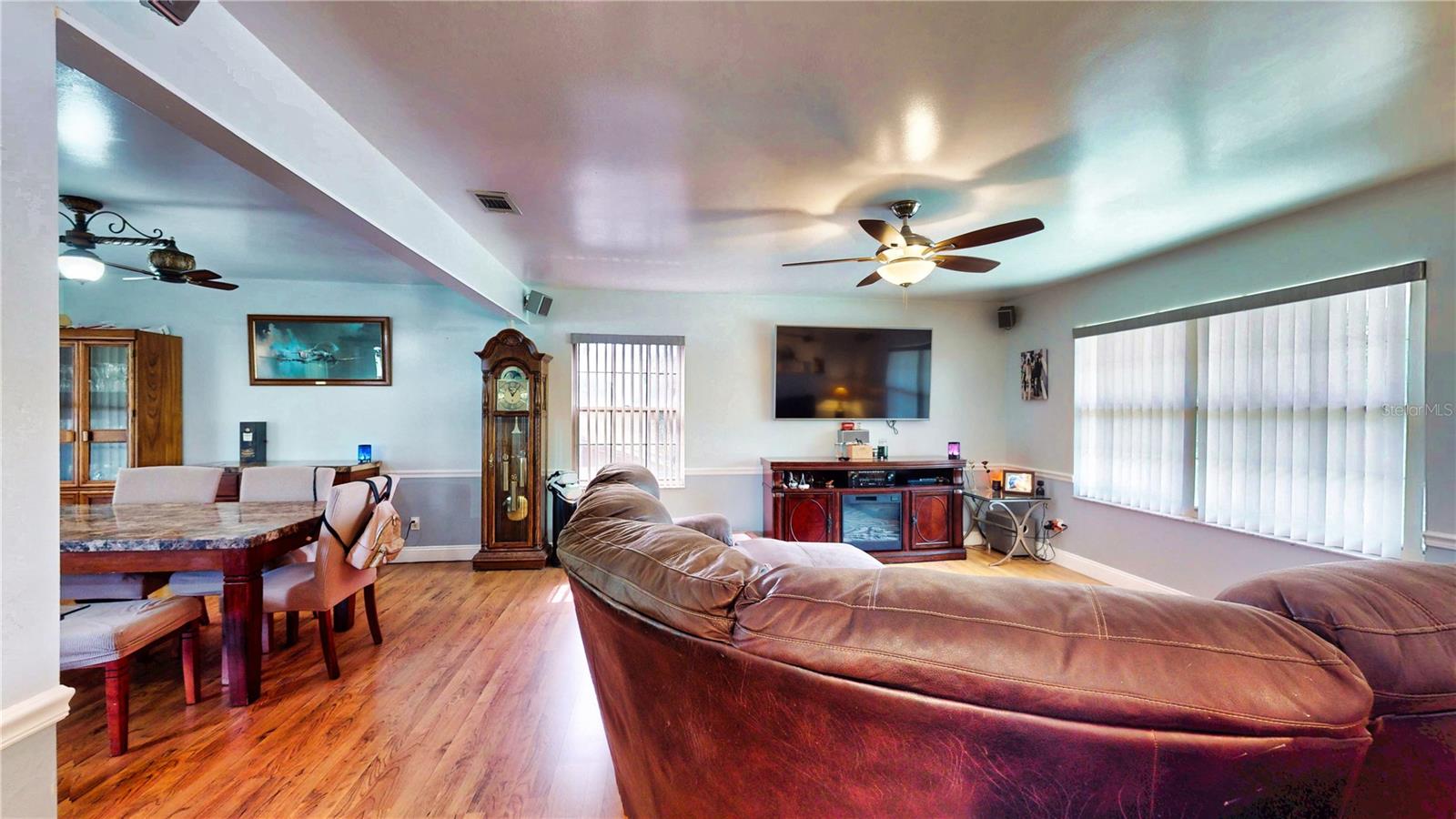 Image 8 of 64 For 2333 Cheshire Place