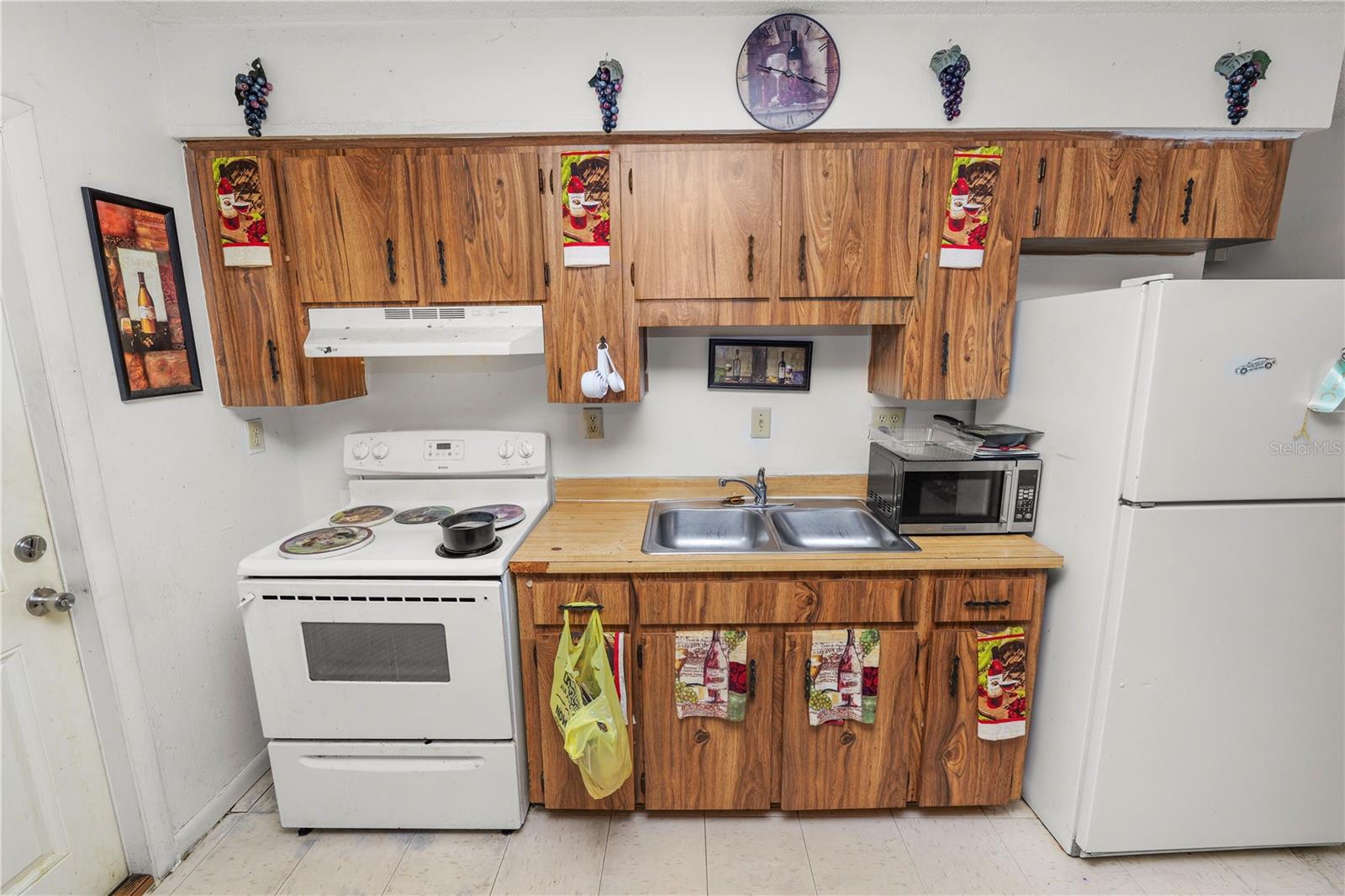 Image 10 of 29 For 2112 San Gully Road 2112-2114