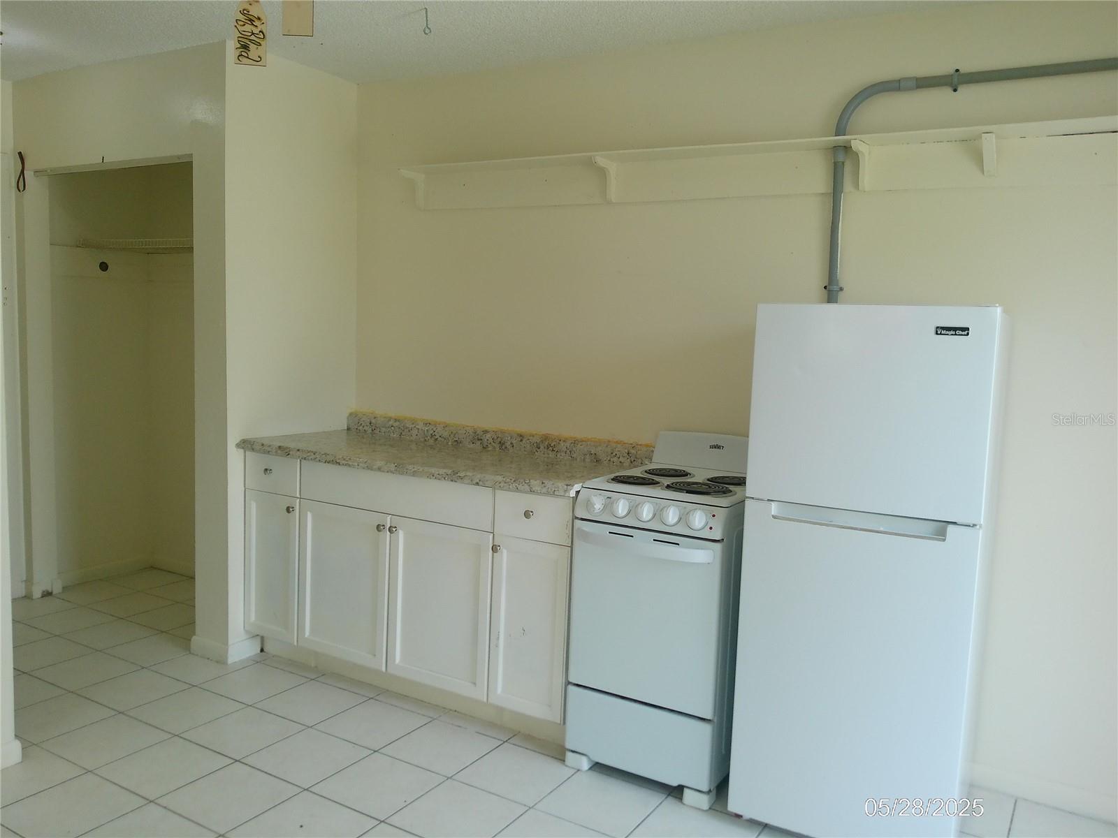 Image 4 of 13 For 1111 Cypress Gardens Boulevard 1