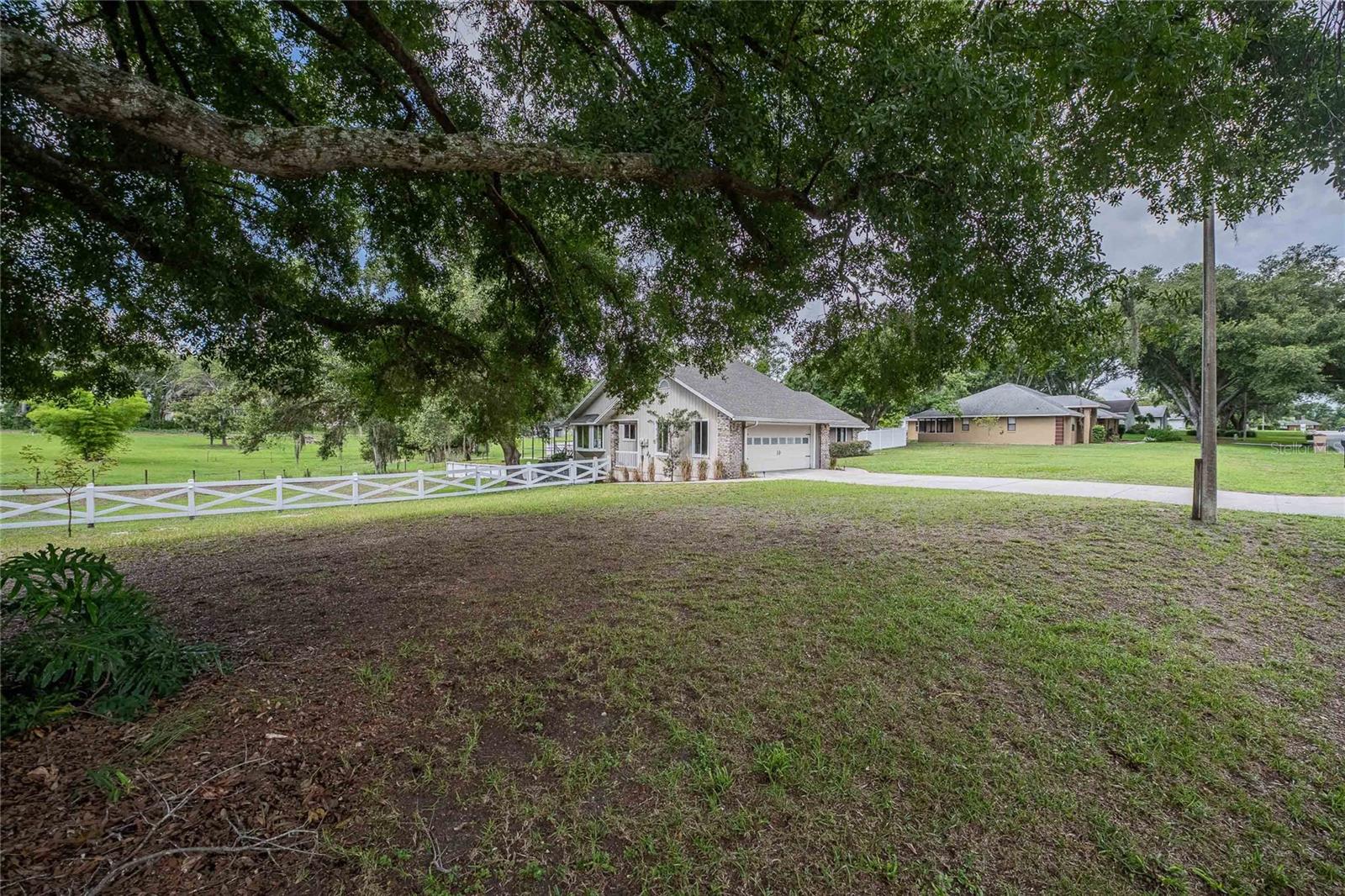 Image 42 of 47 For 929 Hammock Shade Drive