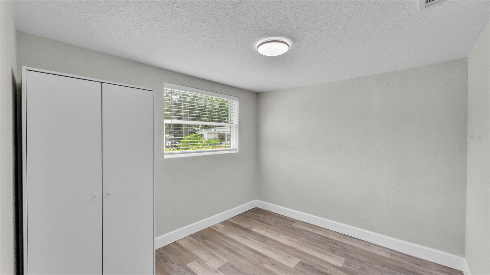 Image 17 of 45 For 980 Mill Avenue