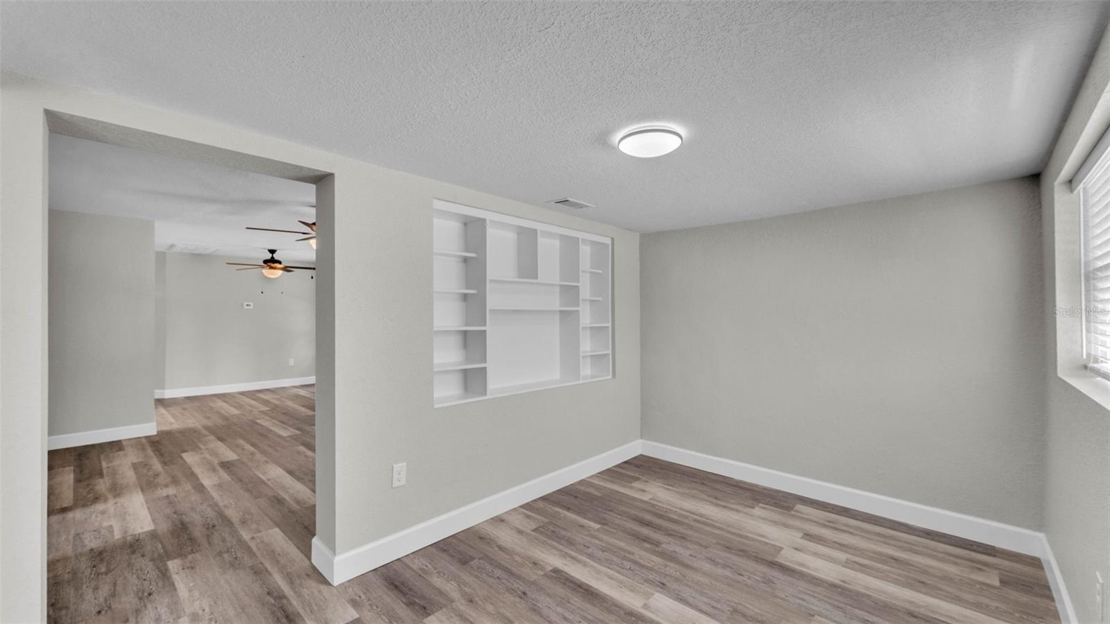Image 5 of 45 For 980 Mill Avenue
