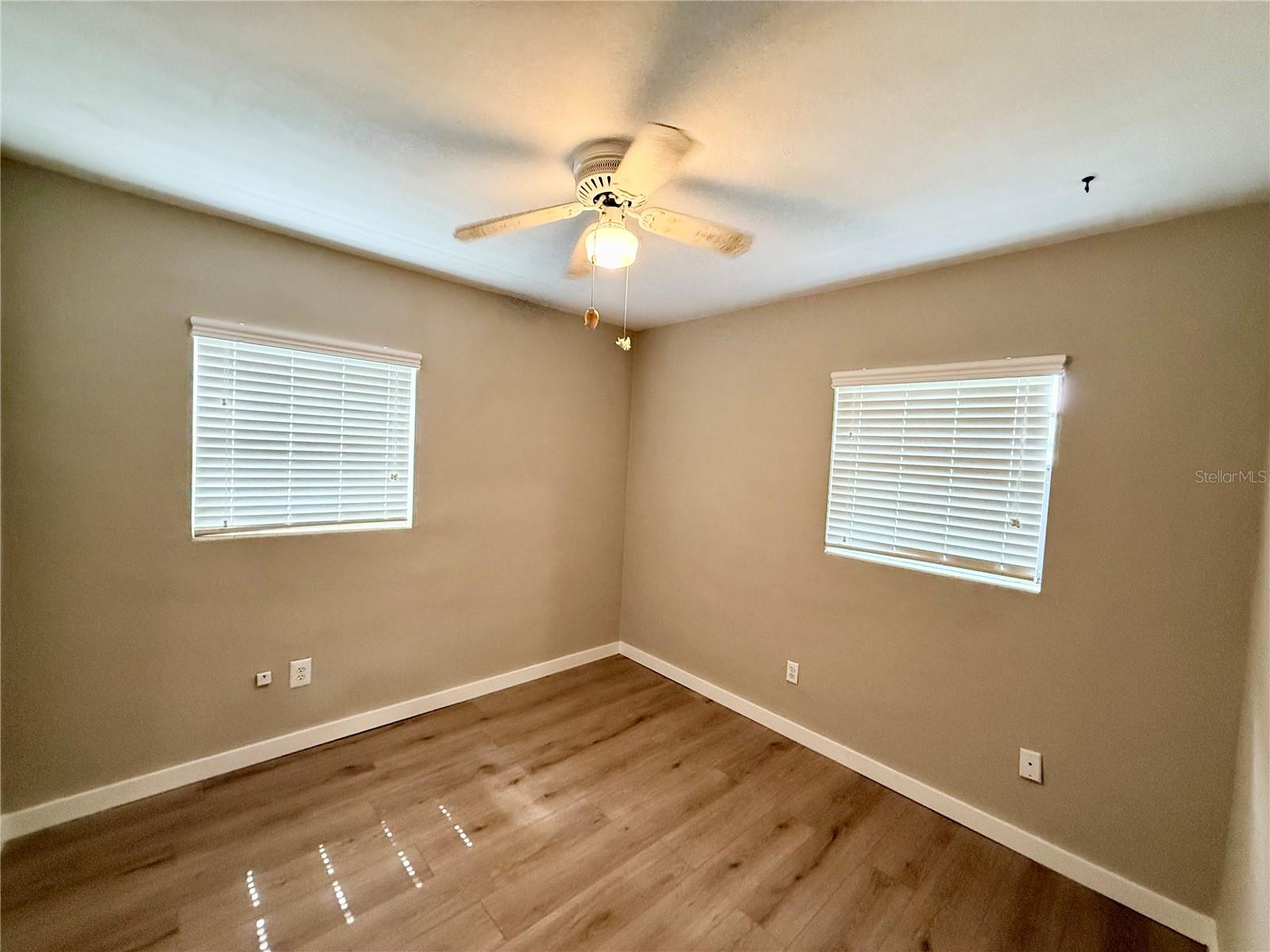 Image 16 of 30 For 2655 Hempstead Drive