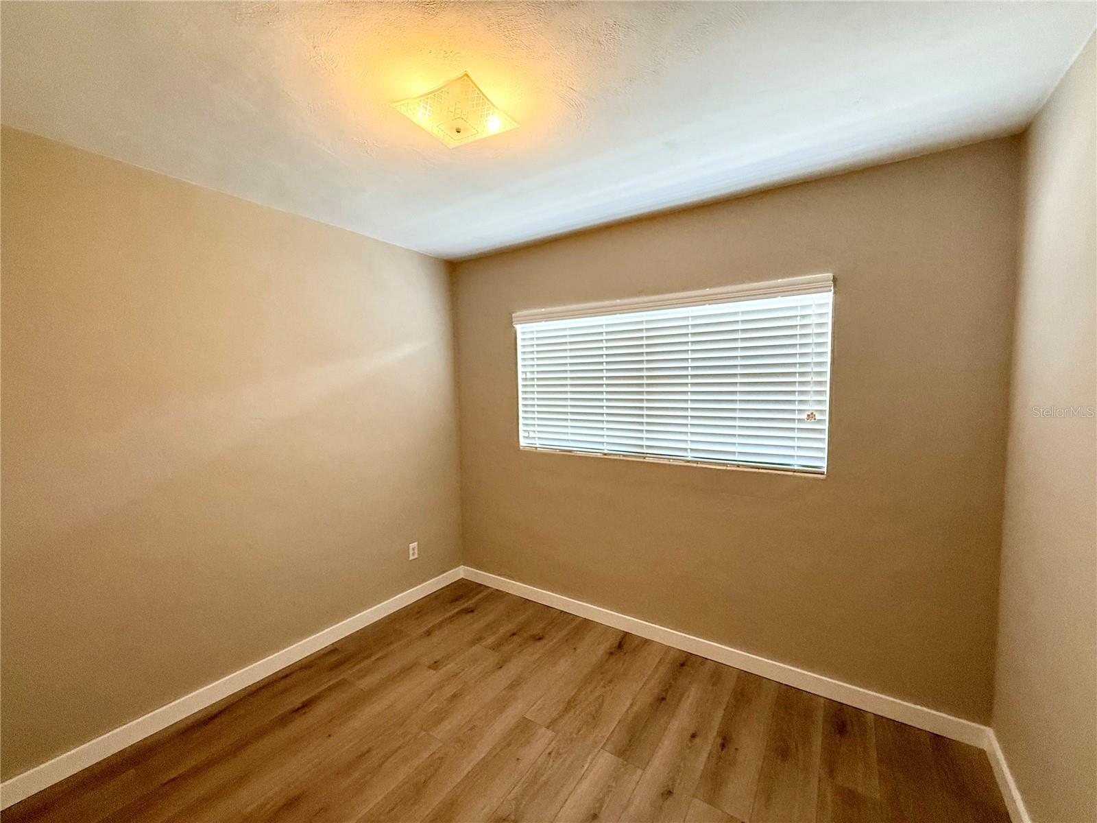 Image 20 of 30 For 2655 Hempstead Drive