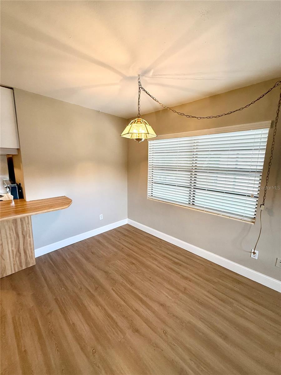 Image 6 of 30 For 2655 Hempstead Drive