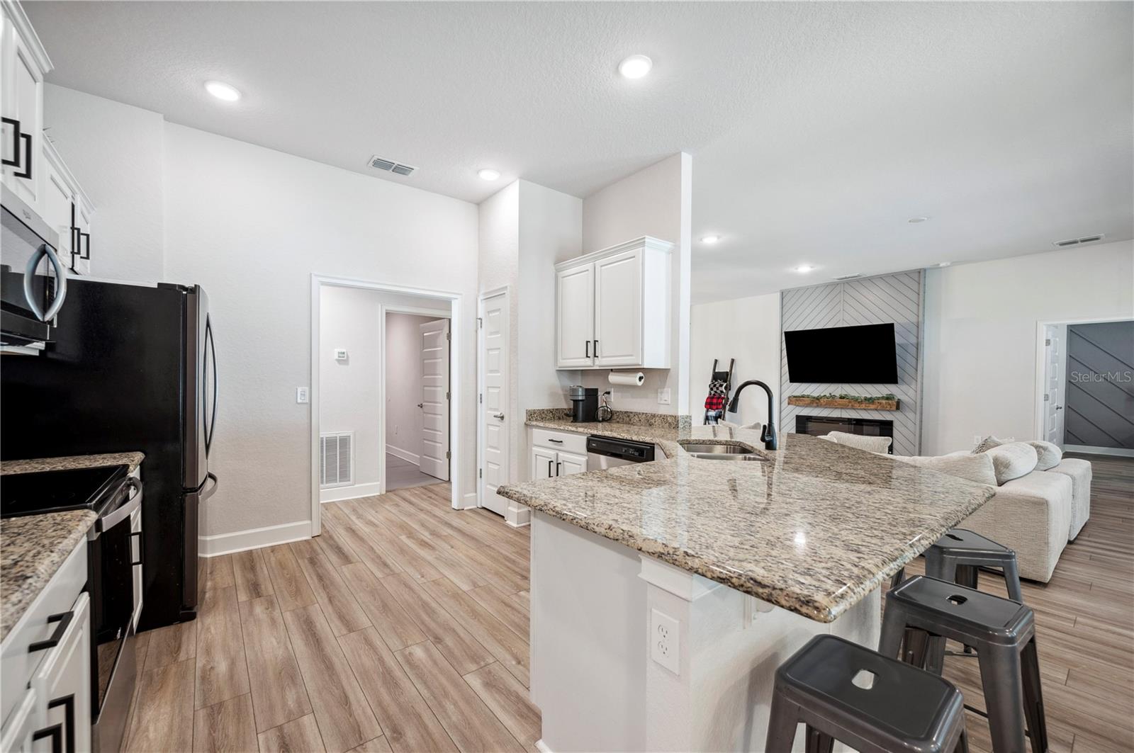 Image 18 of 55 For 967 Hunters Meadow Lane