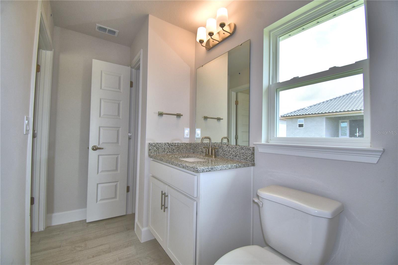 Image 35 of 69 For 5409 Waterside Drive