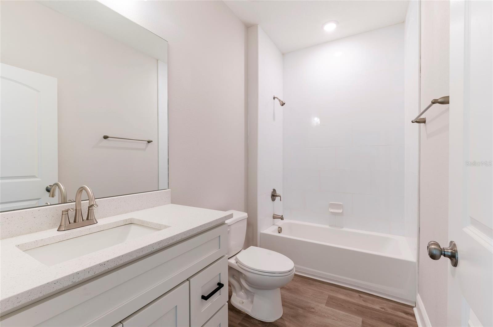Image 11 of 15 For 9808 159th Street