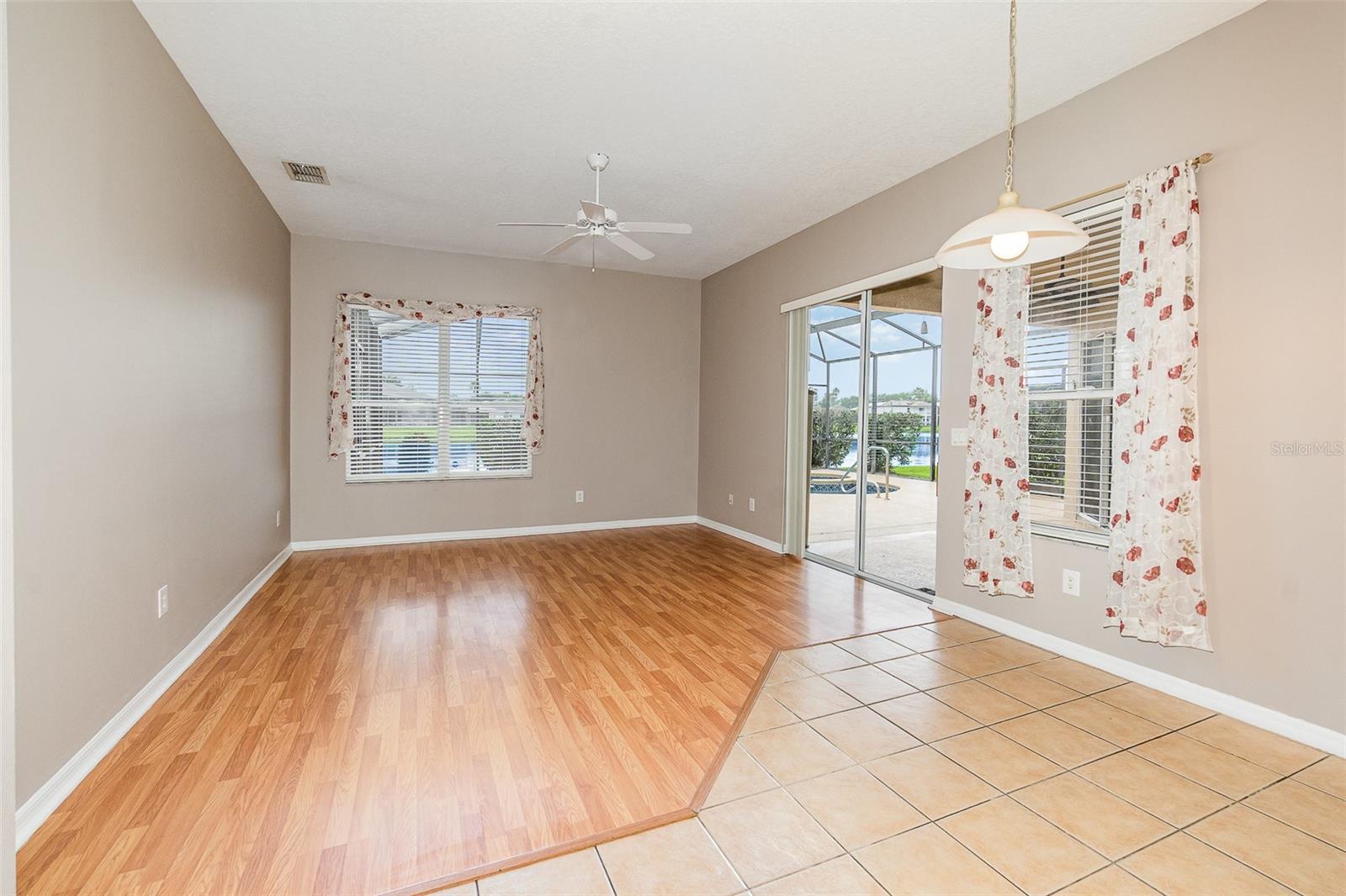 Image 10 of 40 For 13852 Eylewood Drive