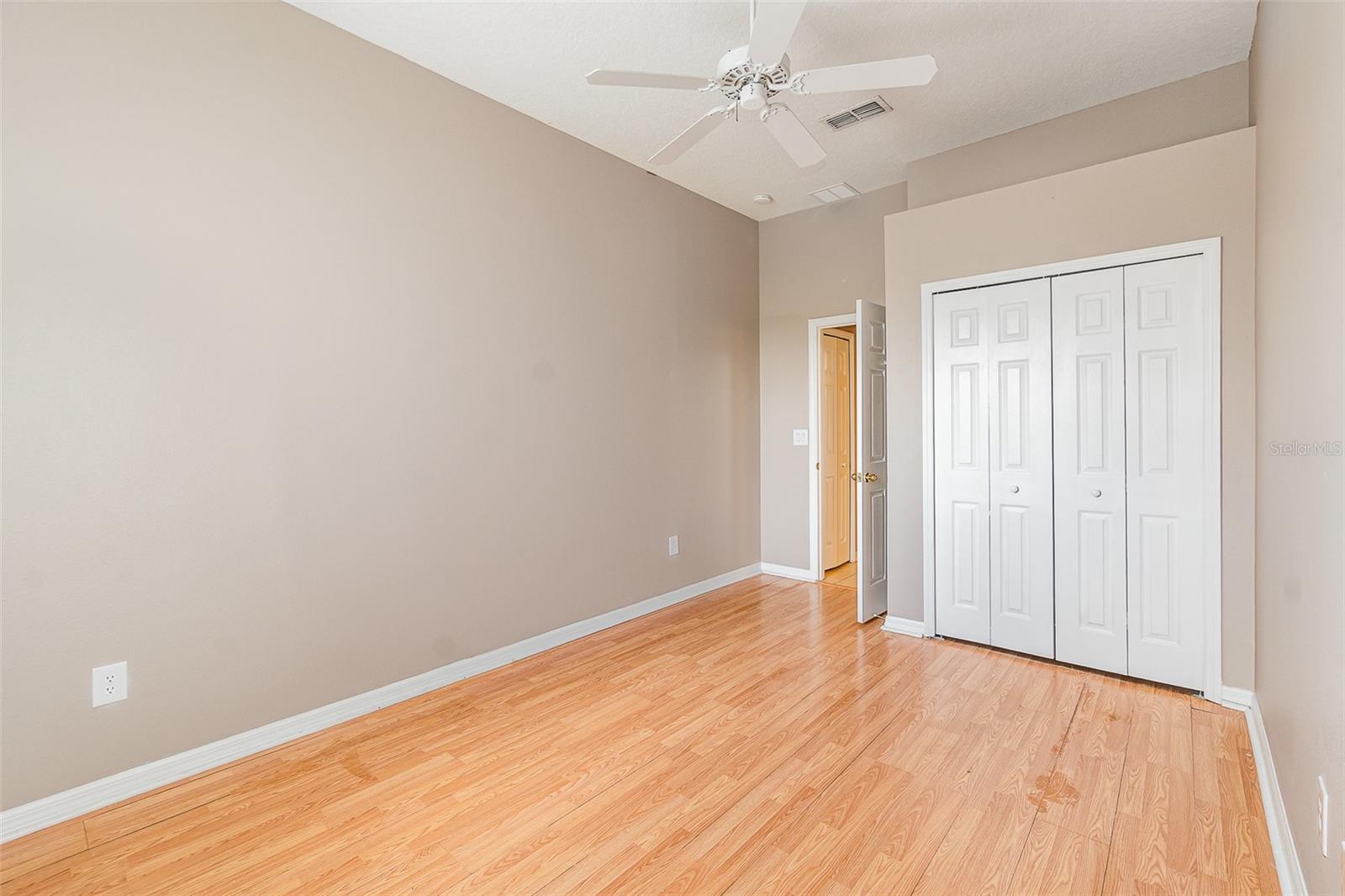 Image 20 of 40 For 13852 Eylewood Drive