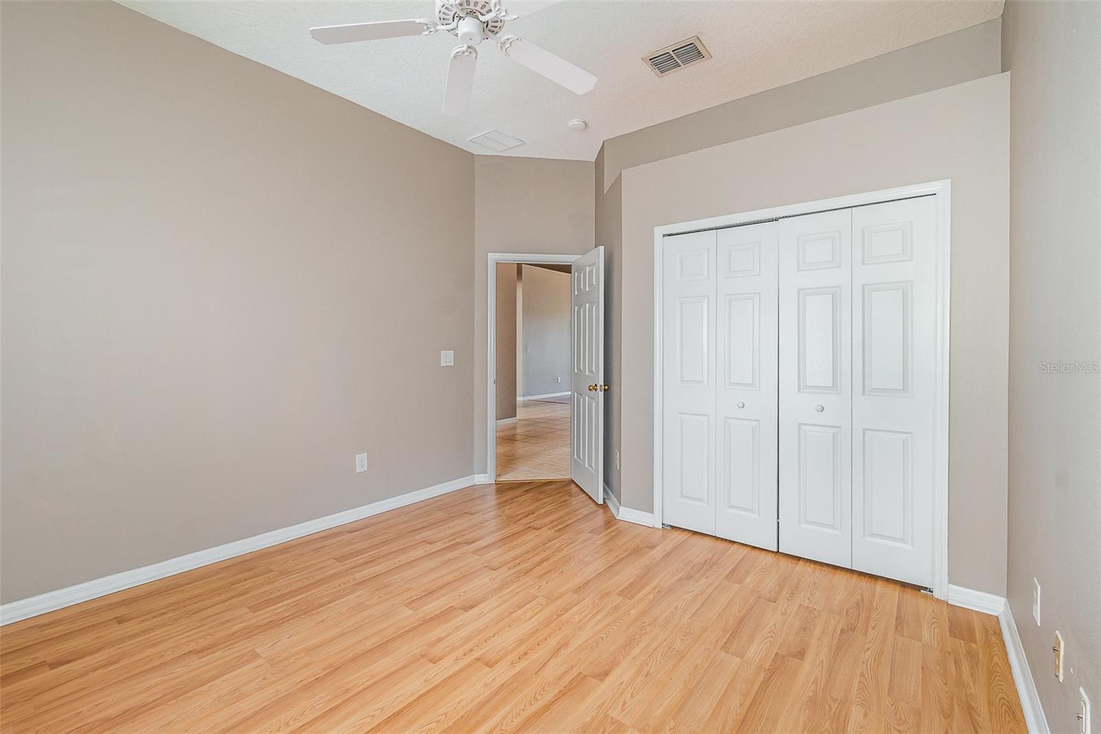 Image 22 of 40 For 13852 Eylewood Drive