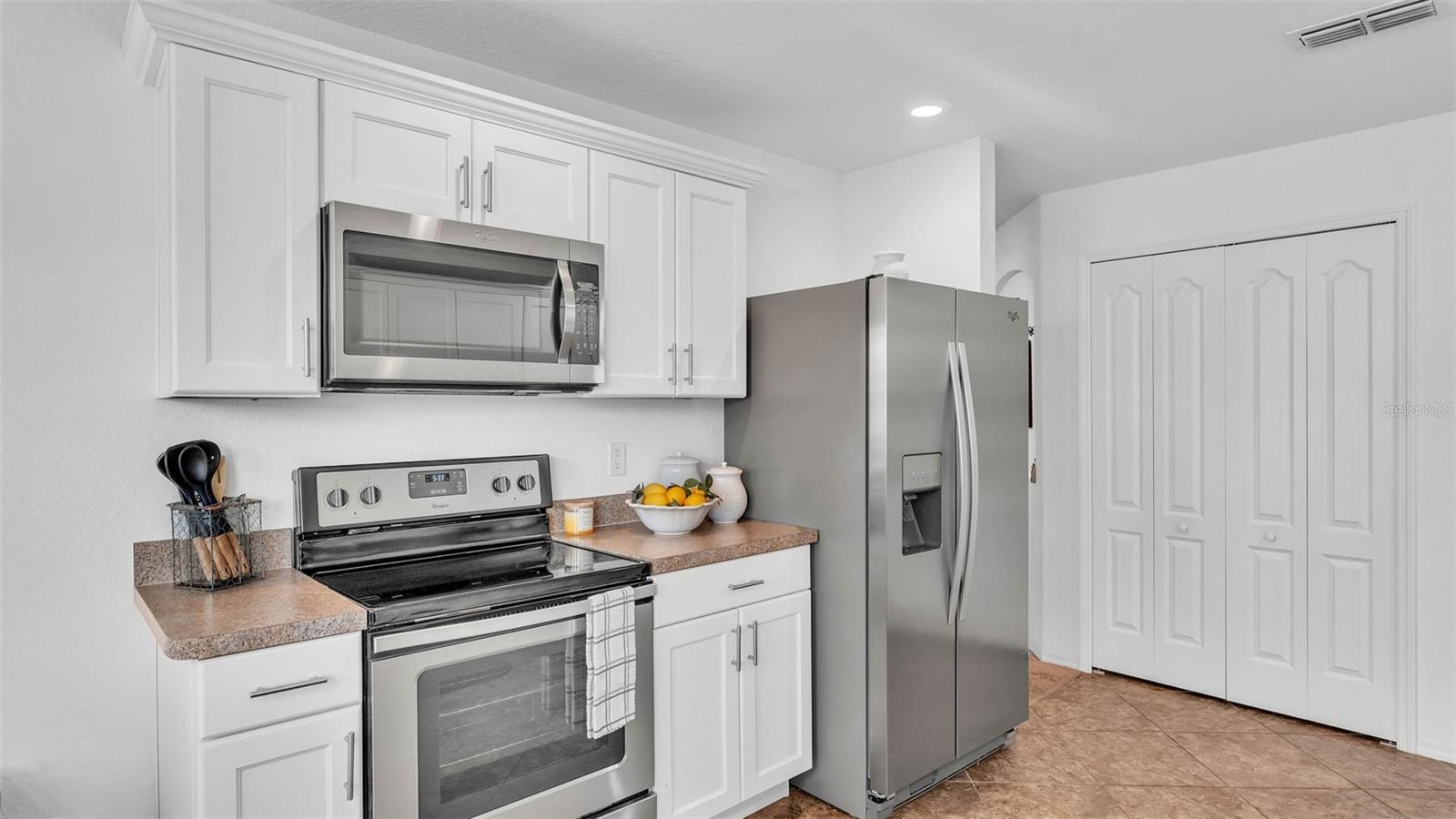 Image 12 of 40 For 1129 Bowline Street