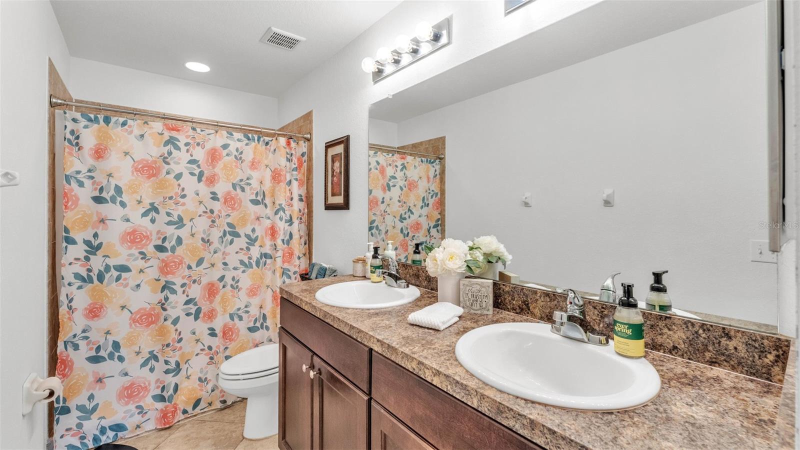 Image 18 of 40 For 1129 Bowline Street