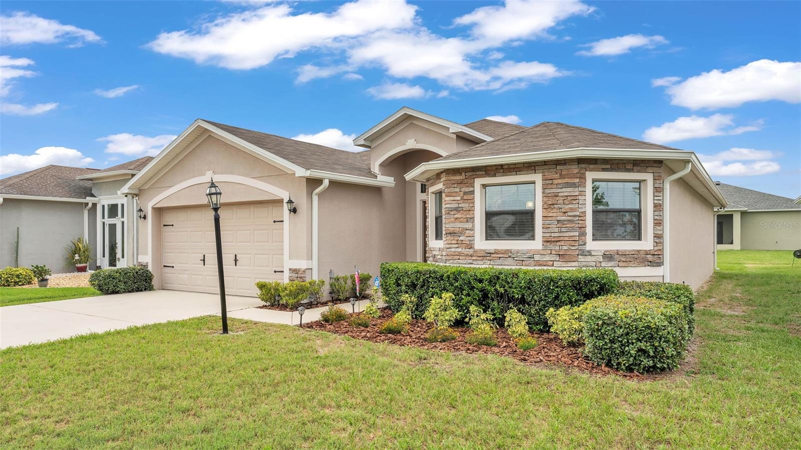 Image 3 of 40 For 1129 Bowline Street