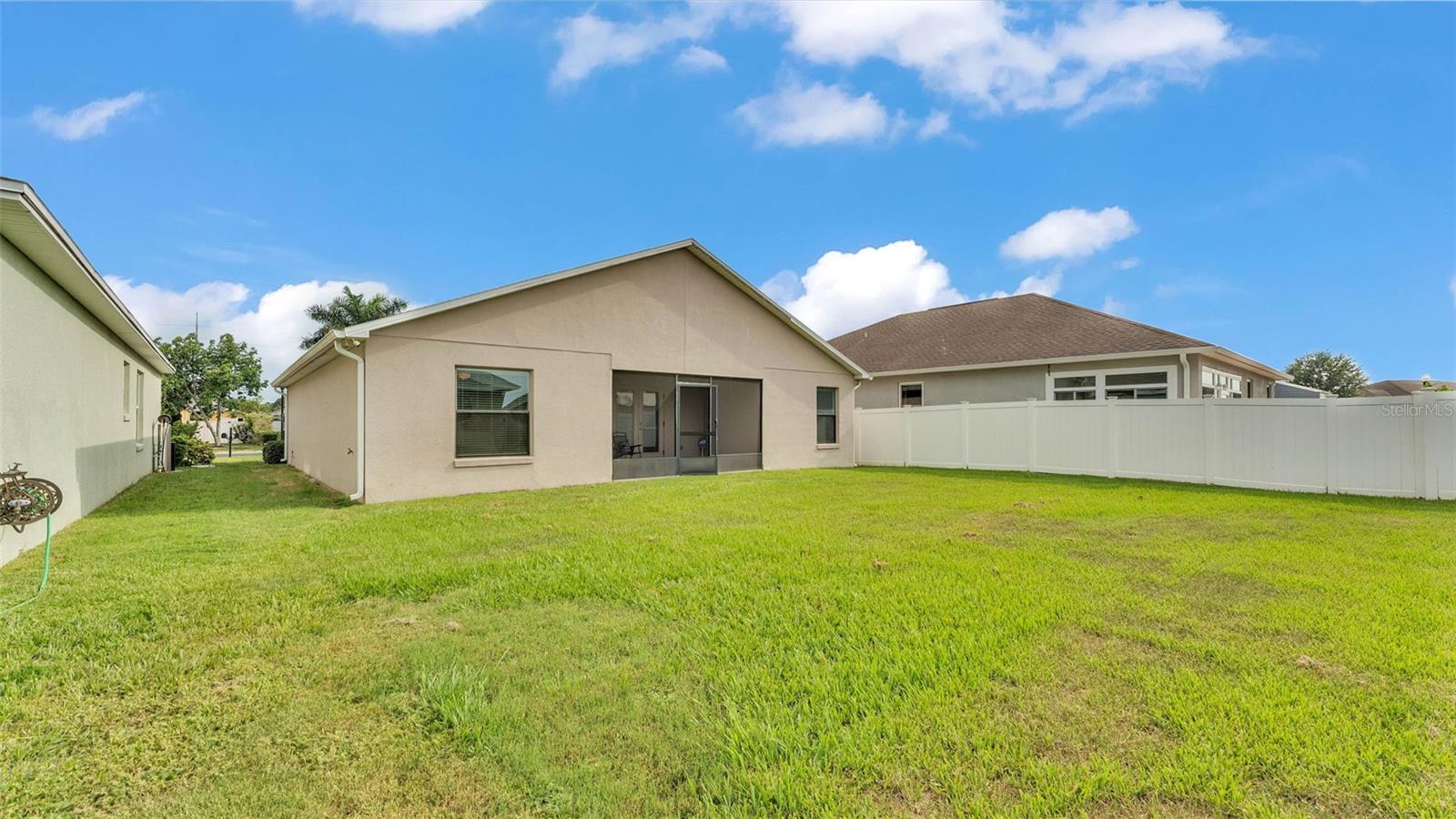 Image 32 of 40 For 1129 Bowline Street