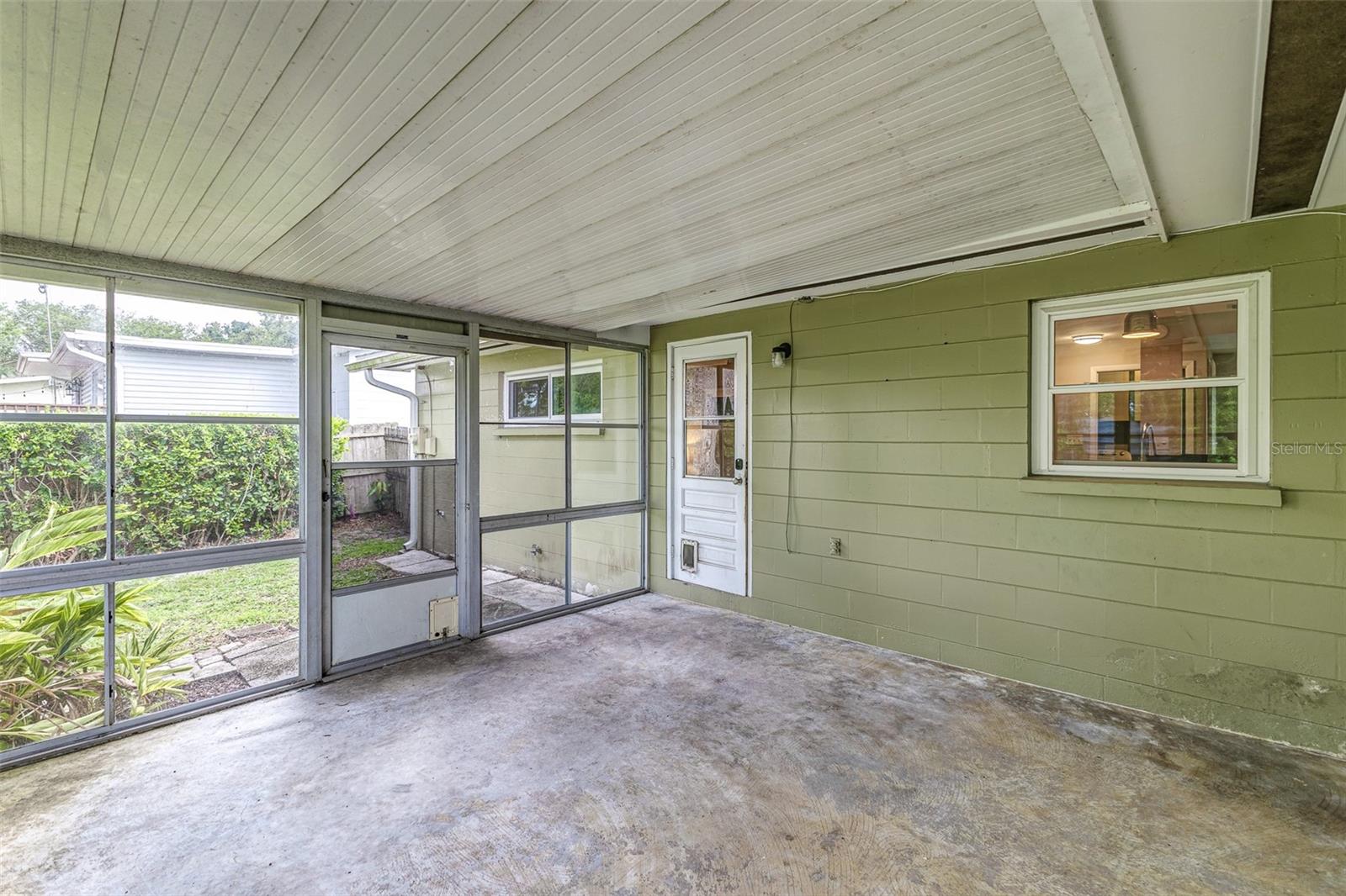 Image 32 of 45 For 2726 Cleveland Heights Boulevard