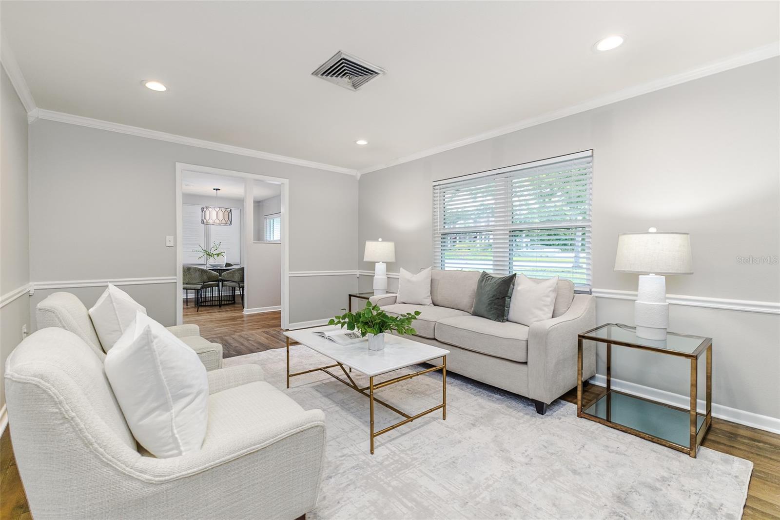 Image 8 of 45 For 2726 Cleveland Heights Boulevard