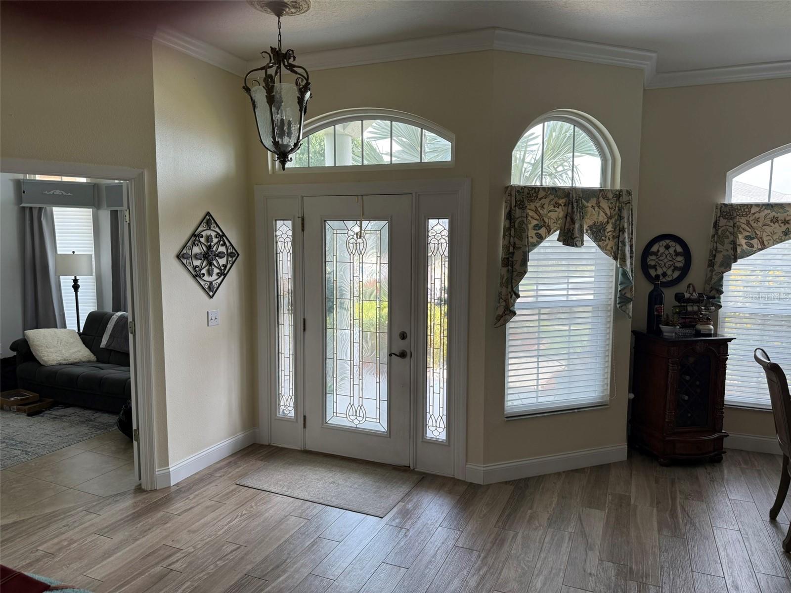 Image 6 of 17 For 7023 Hazeltine Circle