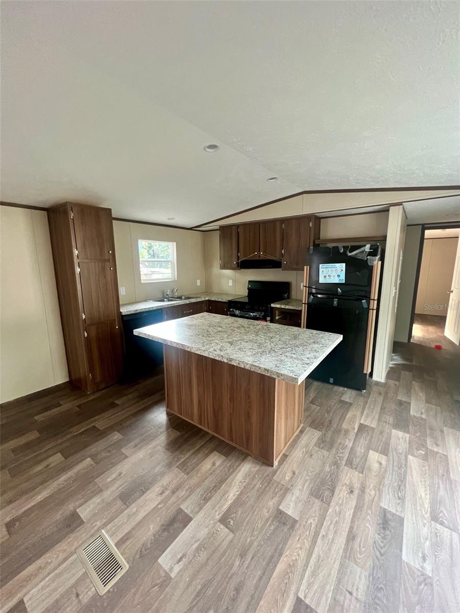 Image 3 of 12 For 711 Whispering Pines Drive