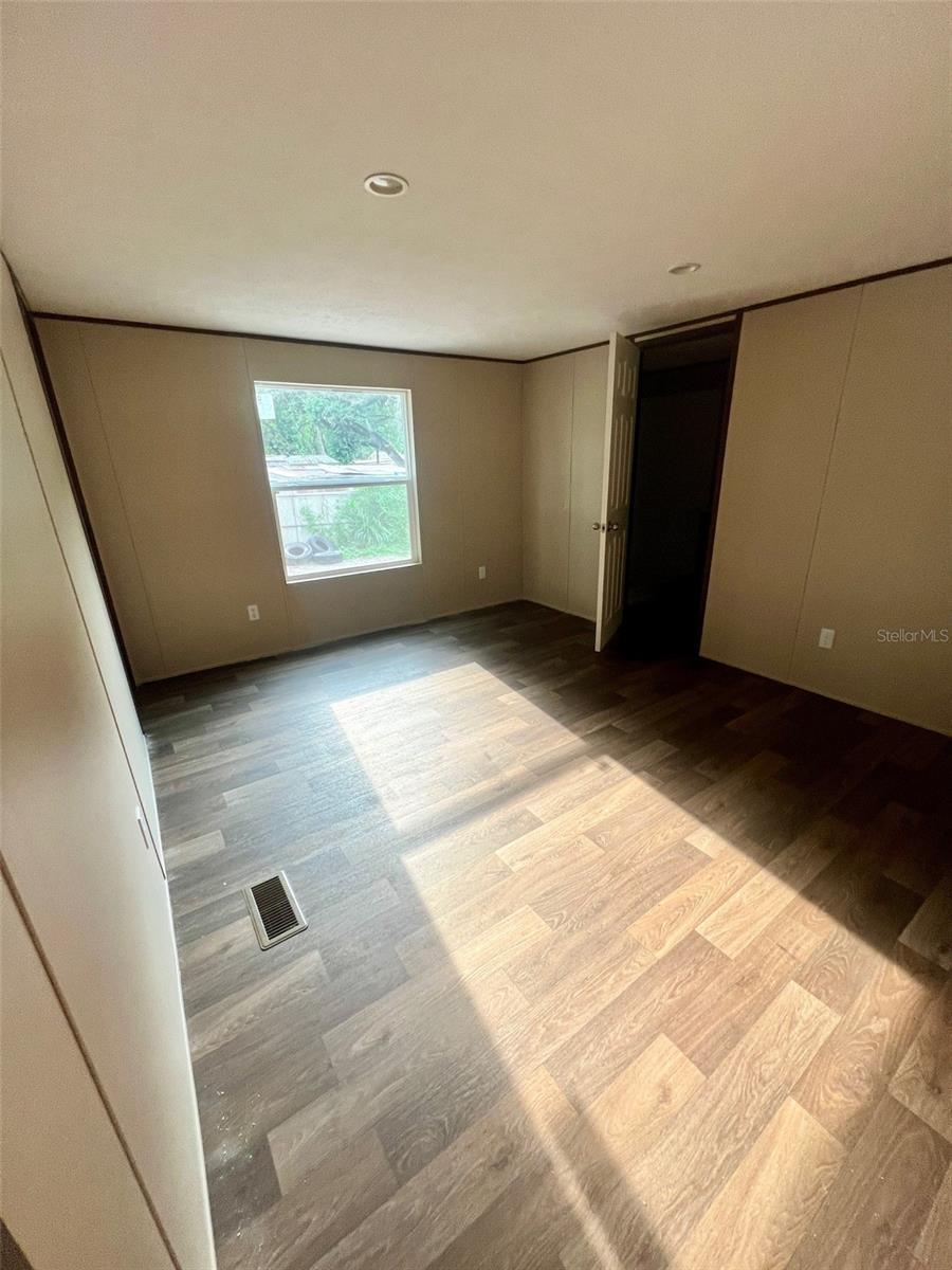 Image 4 of 12 For 711 Whispering Pines Drive