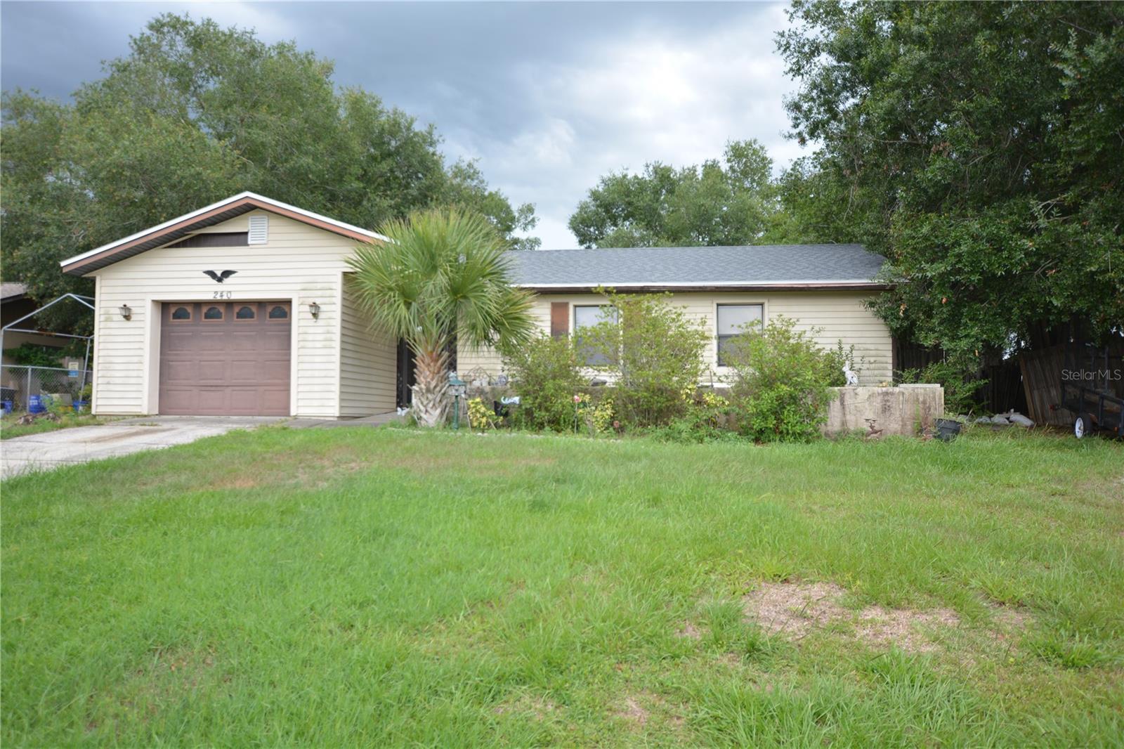 Details for 240 Lake Thomas Drive, WINTER HAVEN, FL 33880