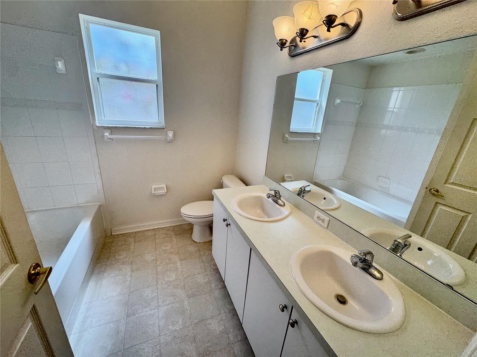 Image 23 of 25 For 5796 Woodruff Way