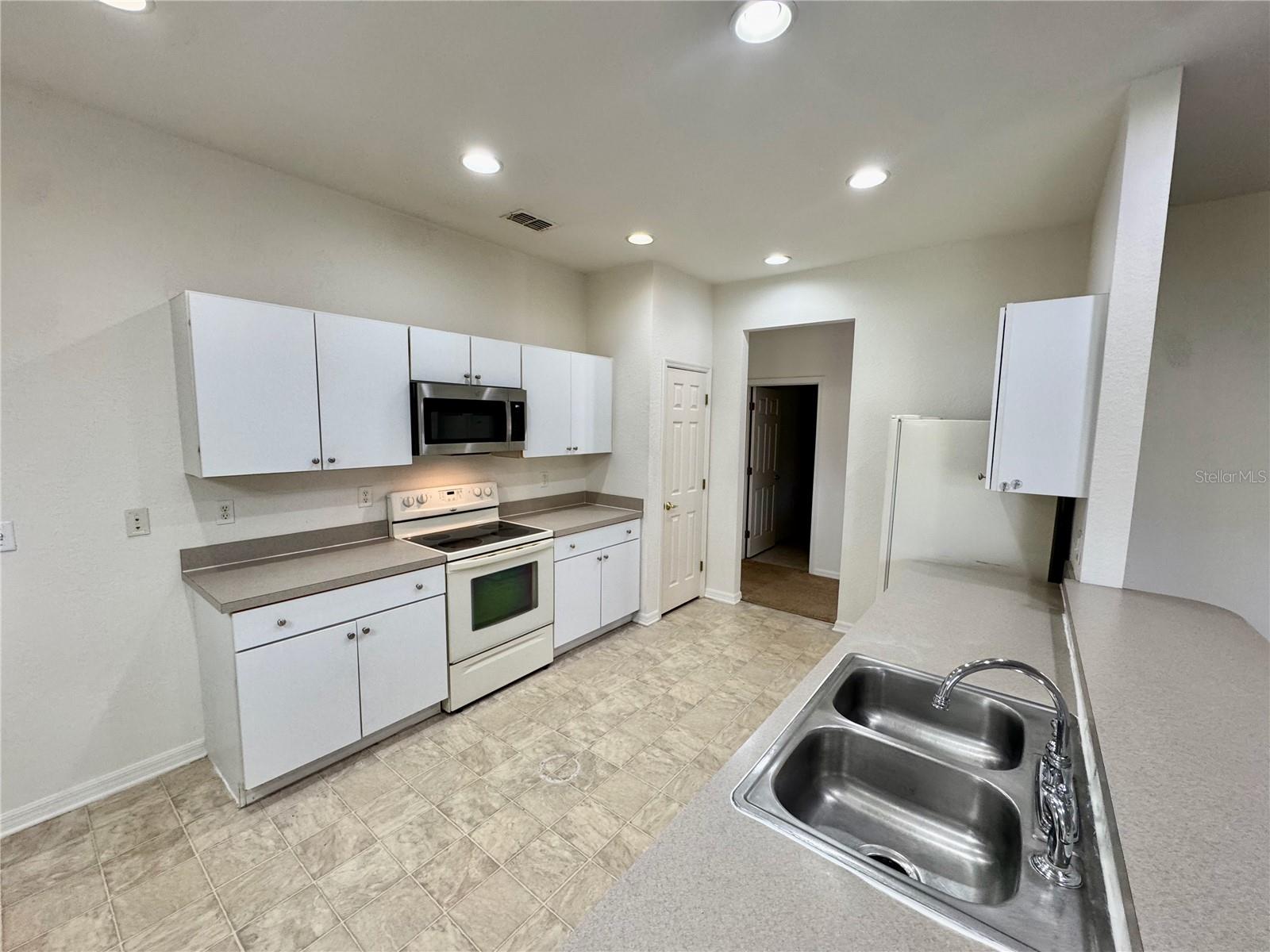 Image 8 of 25 For 5796 Woodruff Way