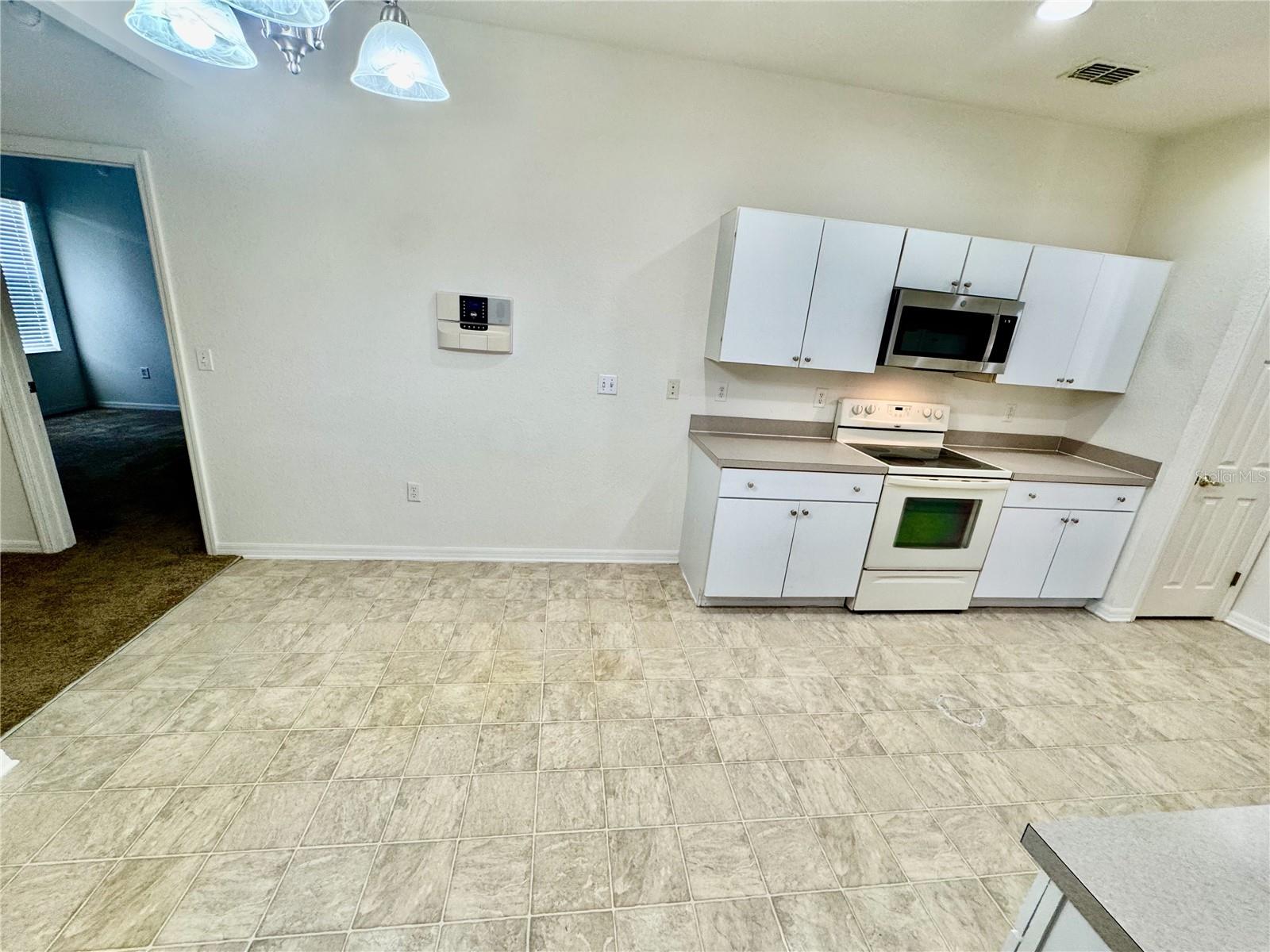 Image 9 of 25 For 5796 Woodruff Way