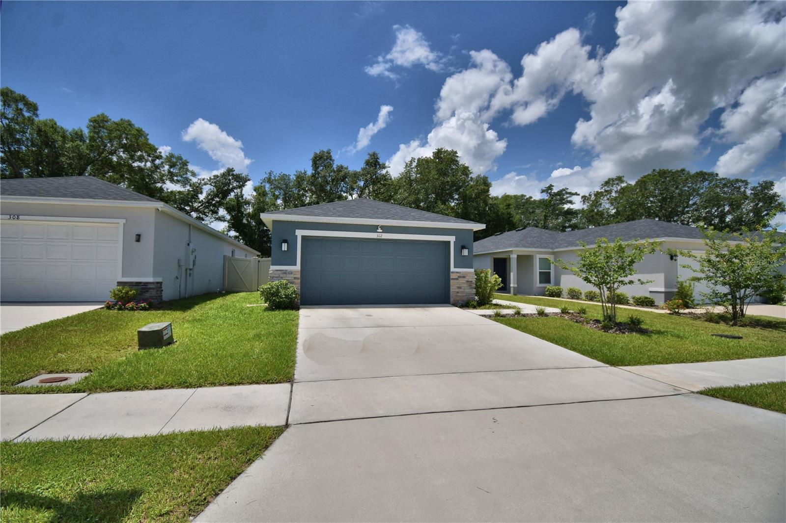 Image 6 of 55 For 312 Walnut Lane