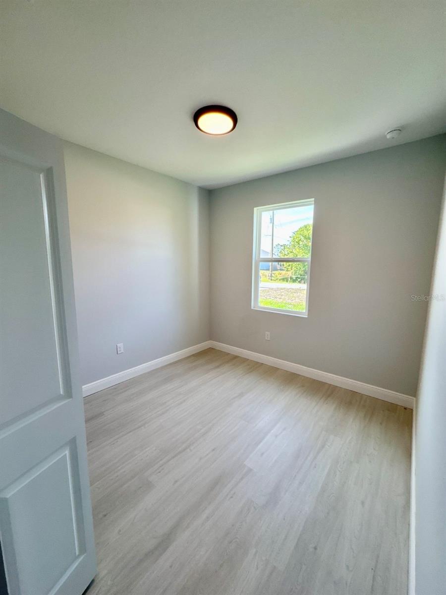 Image 8 of 13 For 1683 3rd Street