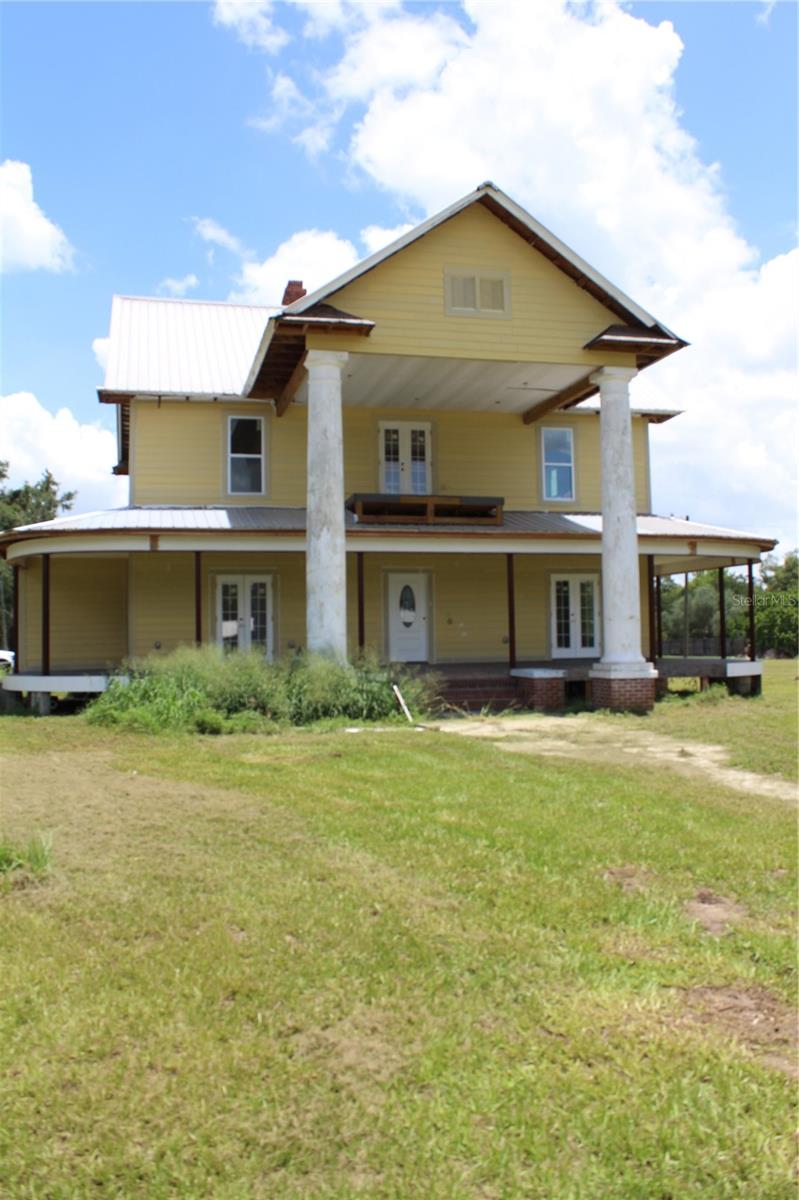 Details for 701 1st Street Ne, FORT MEADE, FL 33841