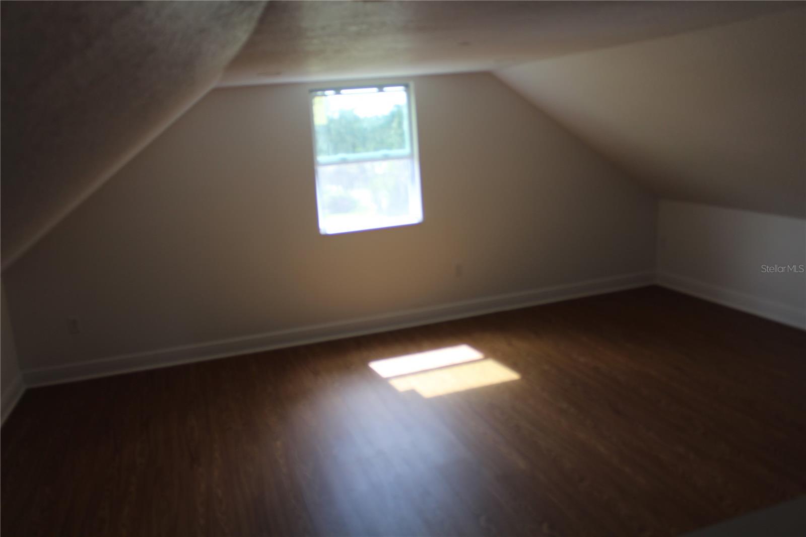Image 15 of 46 For 701 1st Street Ne