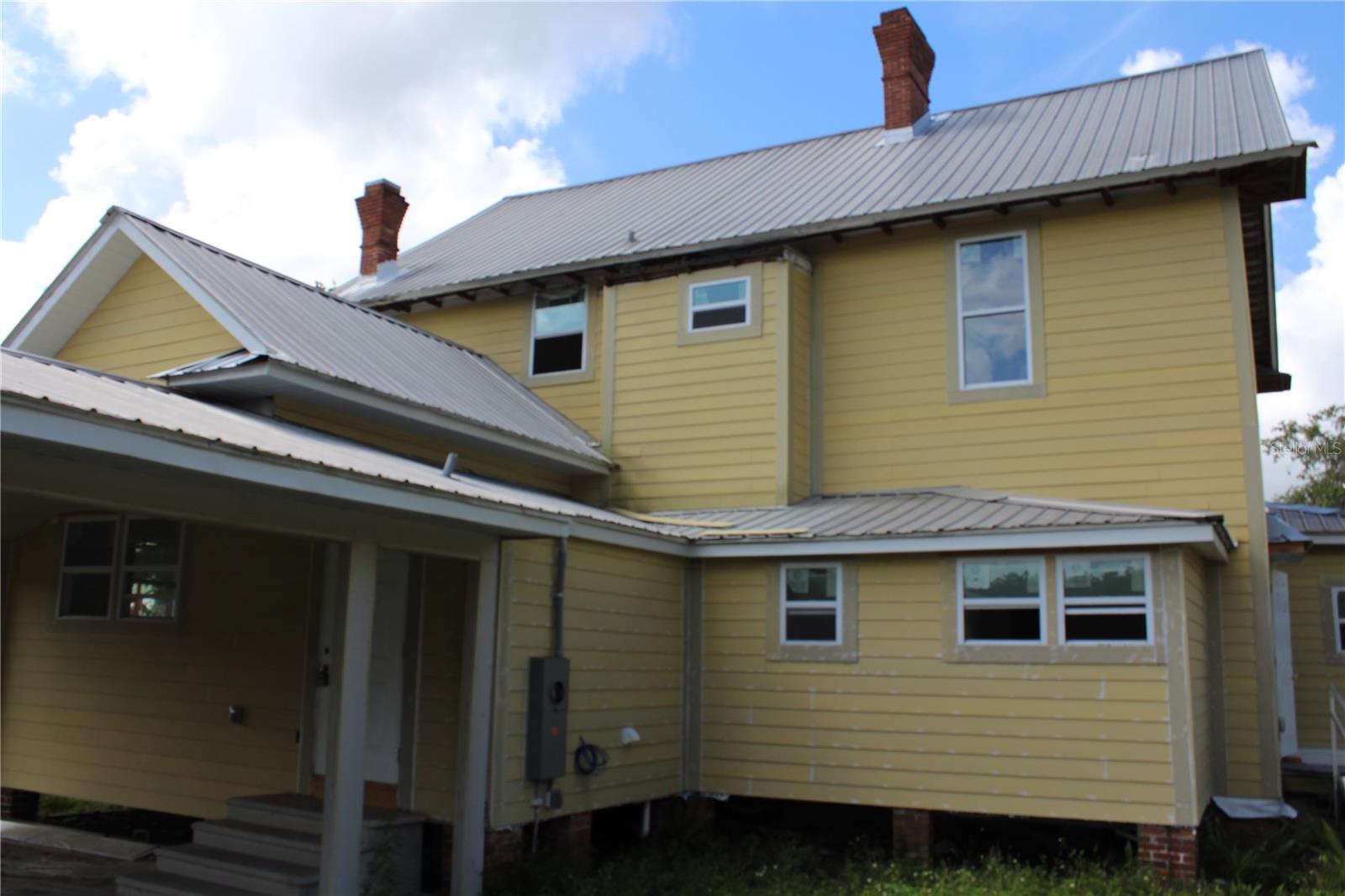 Image 9 of 46 For 701 1st Street Ne