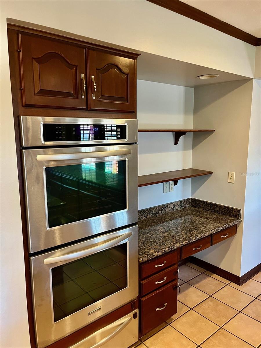 Image 17 of 25 For 37700 Clinton Avenue