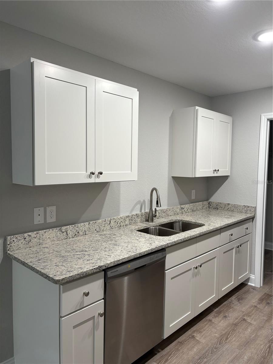Image 7 of 18 For 508 & 510 2nd Street Sw