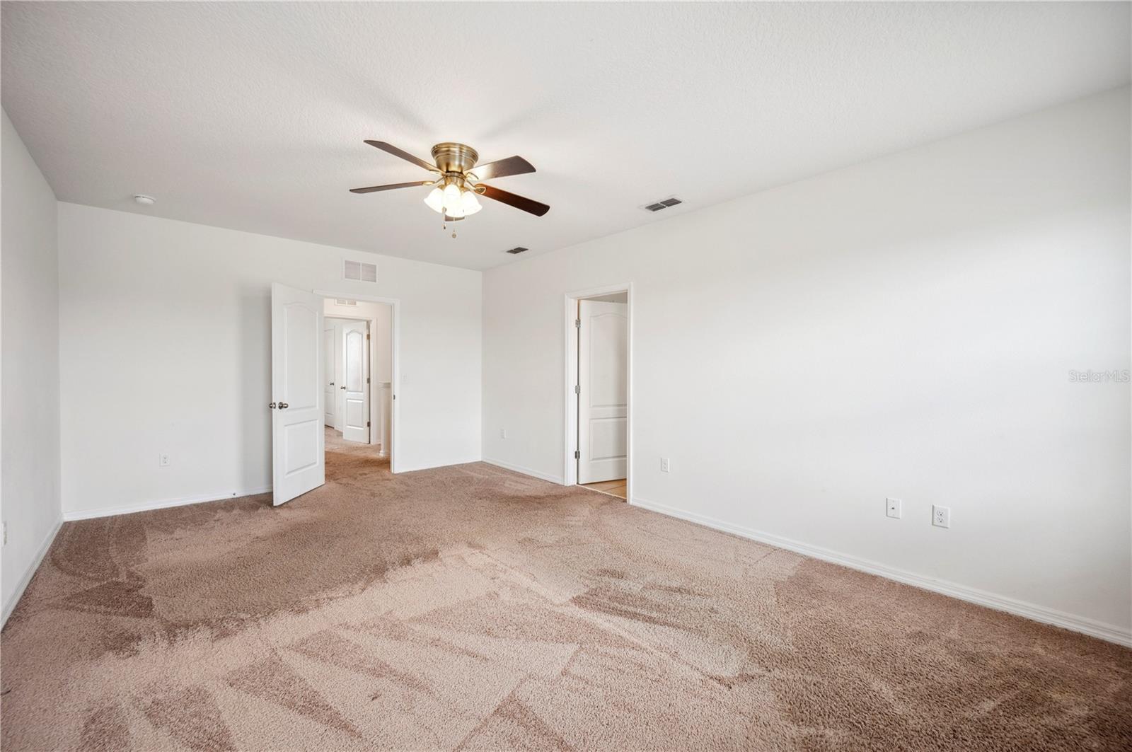 Image 24 of 49 For 2062 Blue Highlands Drive