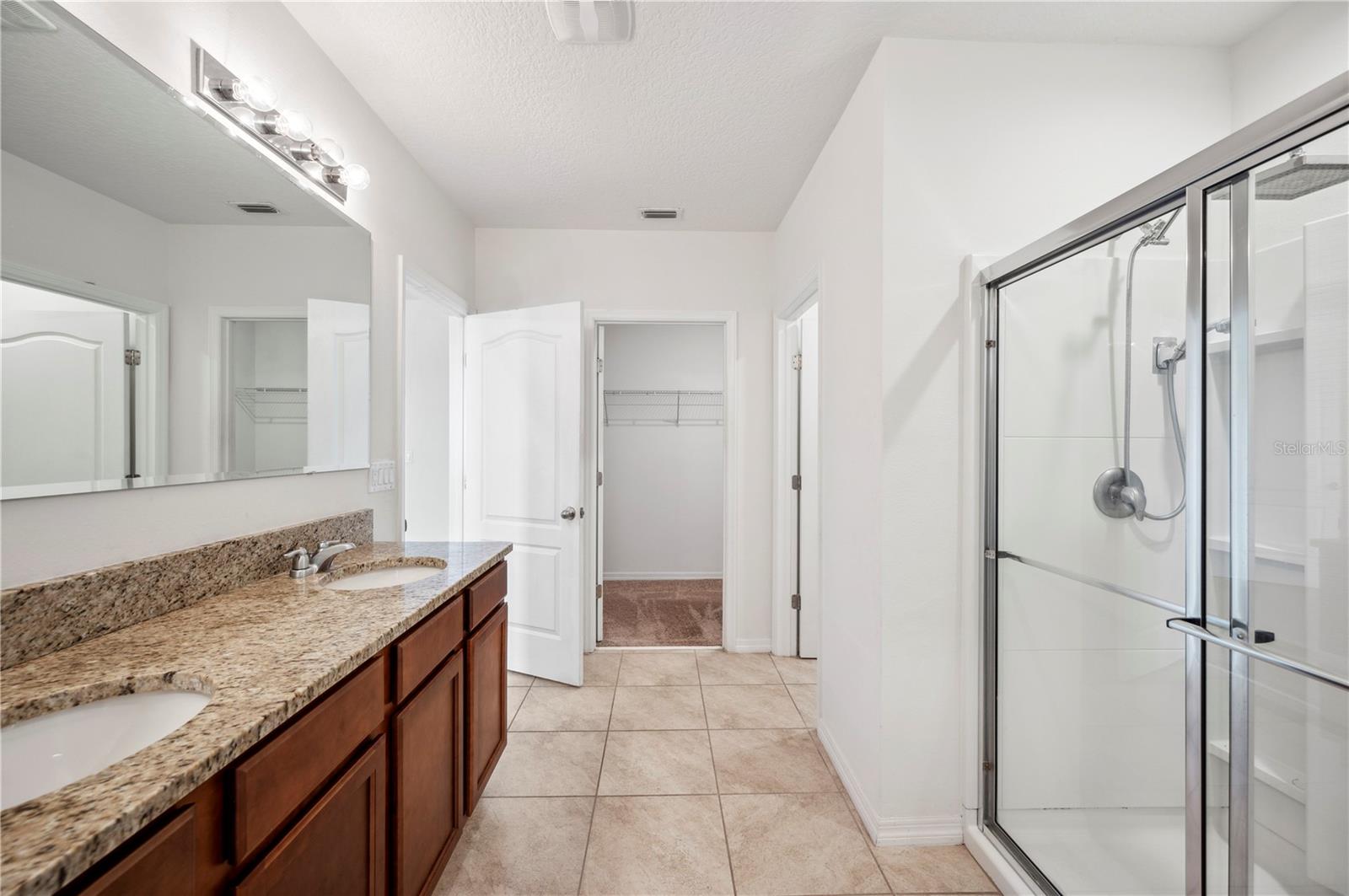 Image 27 of 49 For 2062 Blue Highlands Drive
