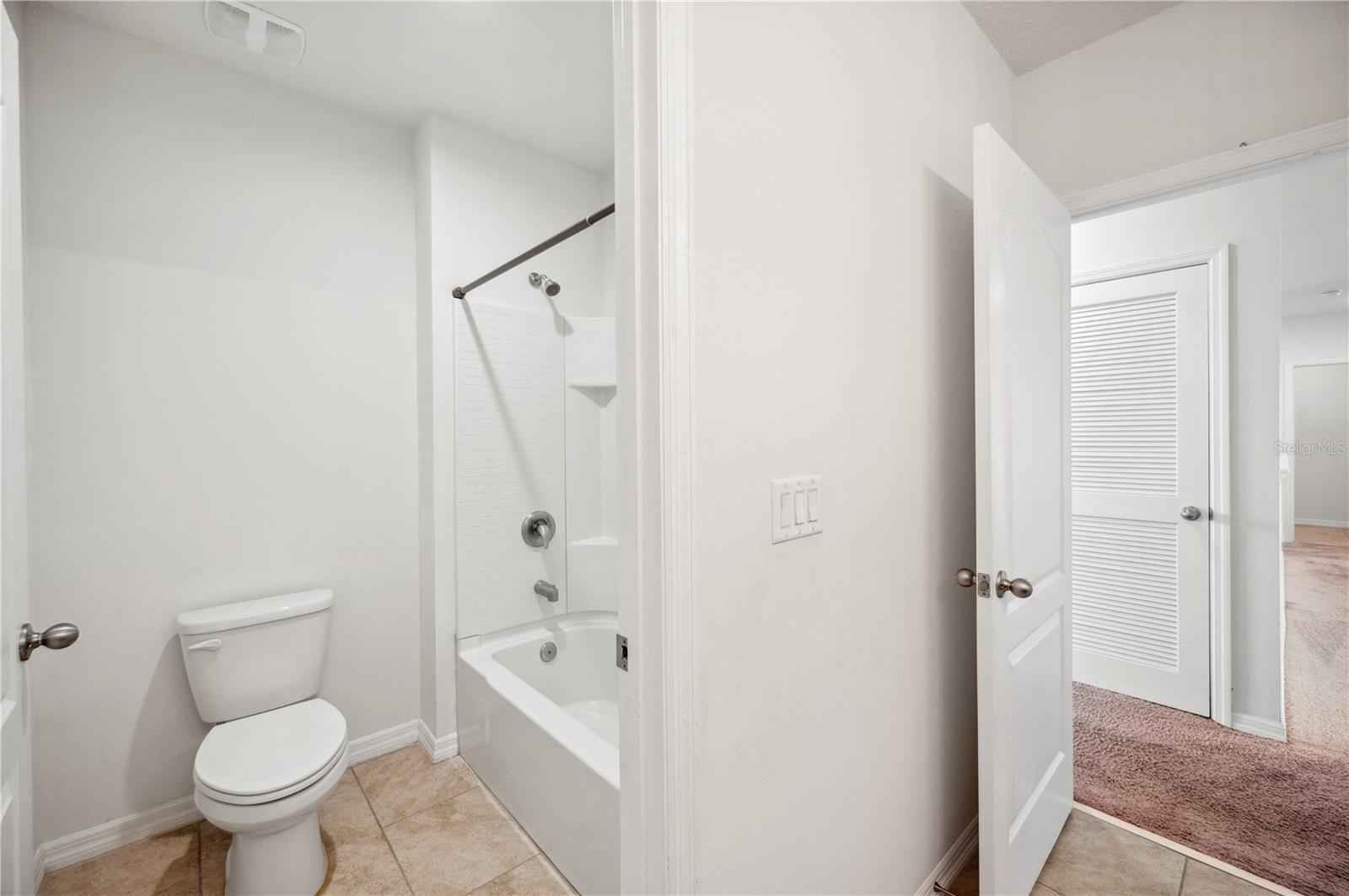 Image 35 of 49 For 2062 Blue Highlands Drive