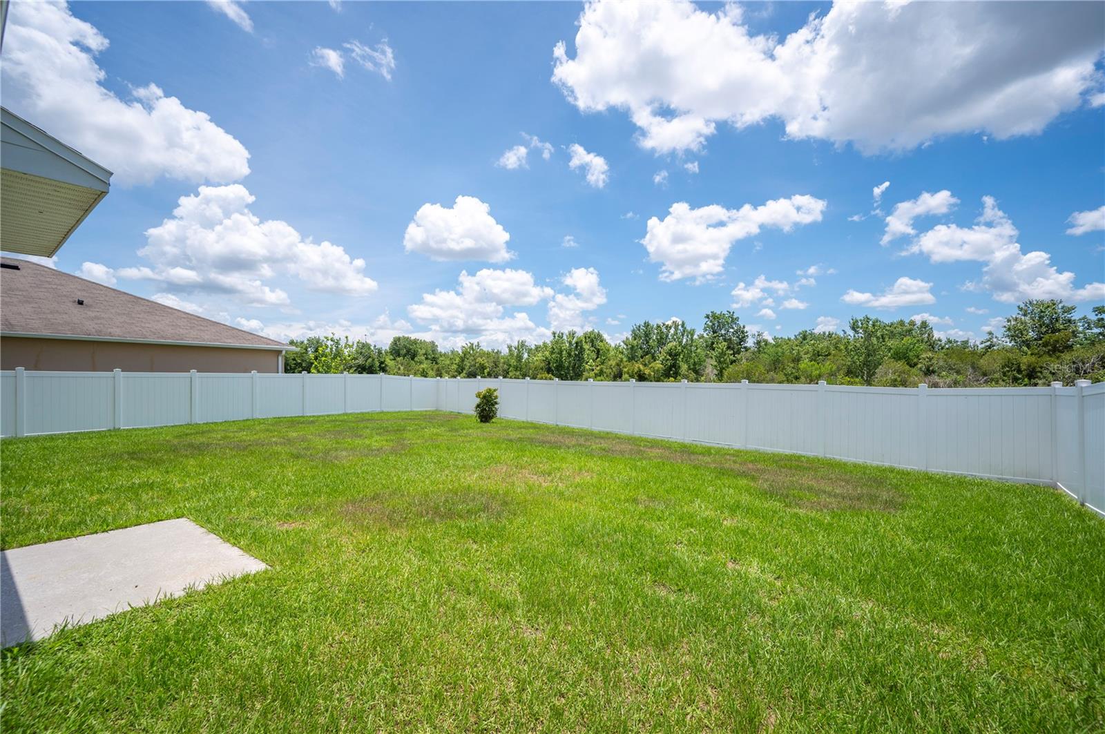Image 40 of 49 For 2062 Blue Highlands Drive