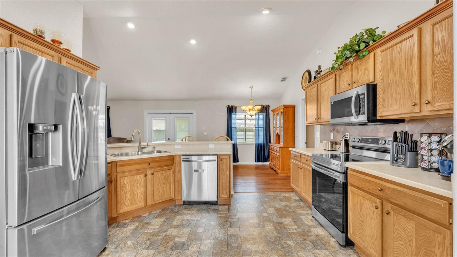 Image 16 of 41 For 3787 Sandhill Crane Drive