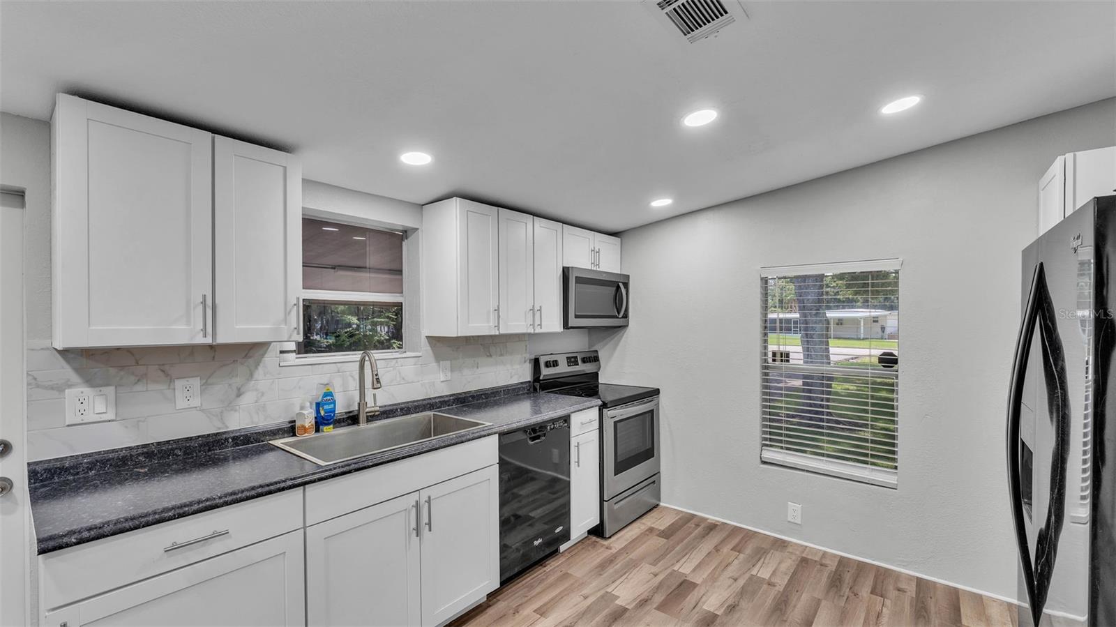 Image 24 of 37 For 6210 Pinewood Village Circle E